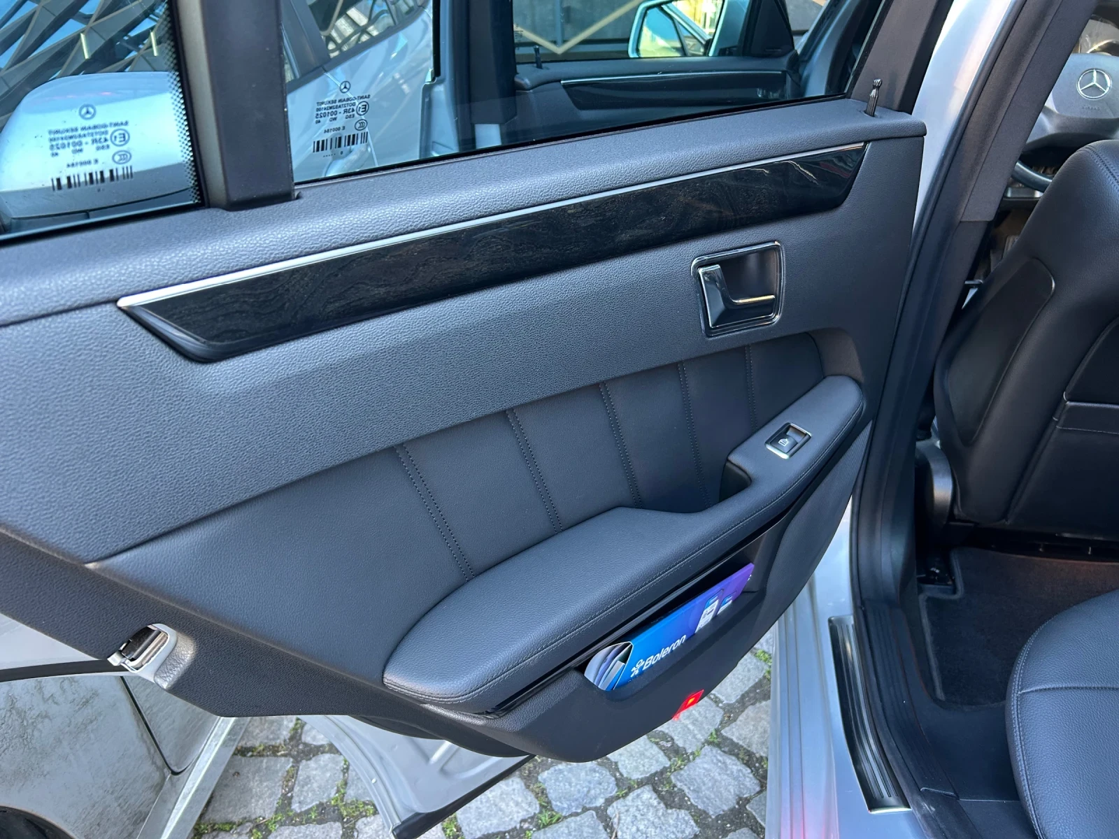 Mercedes-Benz E 350 E350 4MATIC  AMG  2011 г.   272 к.с.   Газ/Бензин - изображение 8