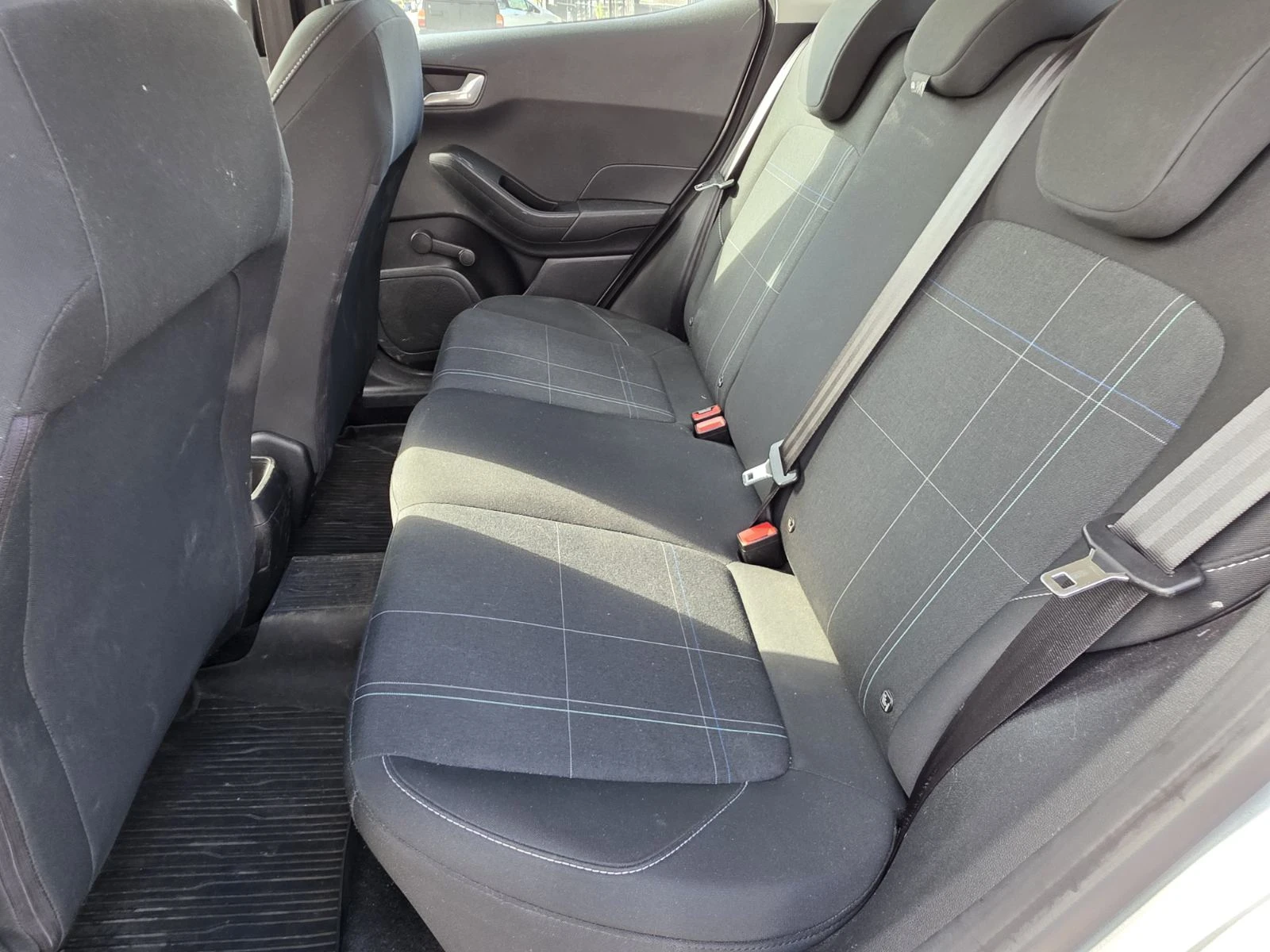 Ford Fiesta 1.0 EcoBoost | |  | Mobile.bg   16