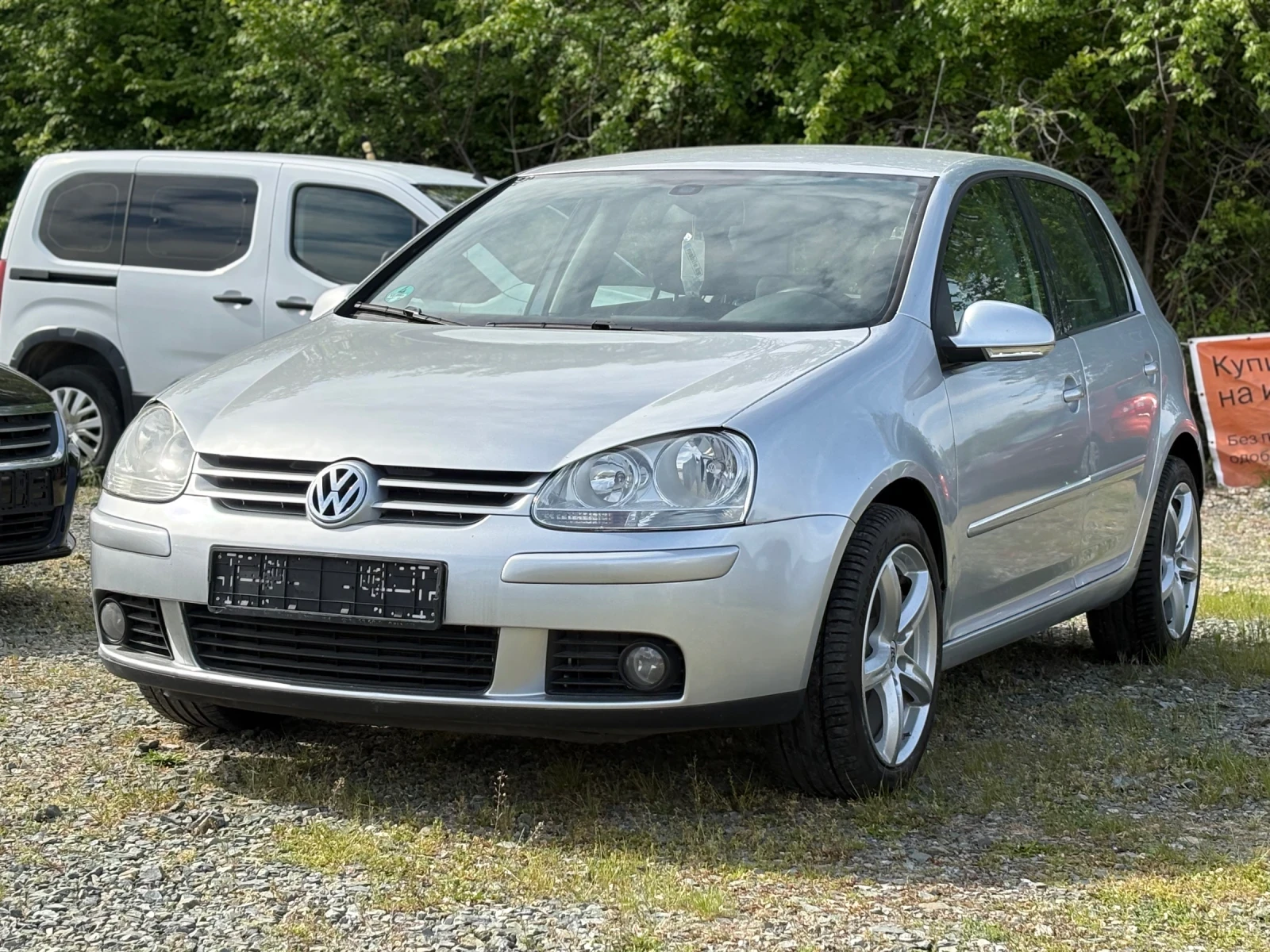 VW Golf 1.9 TDI-105k.s., снимка 3 - Автомобили и джипове - 52934019
