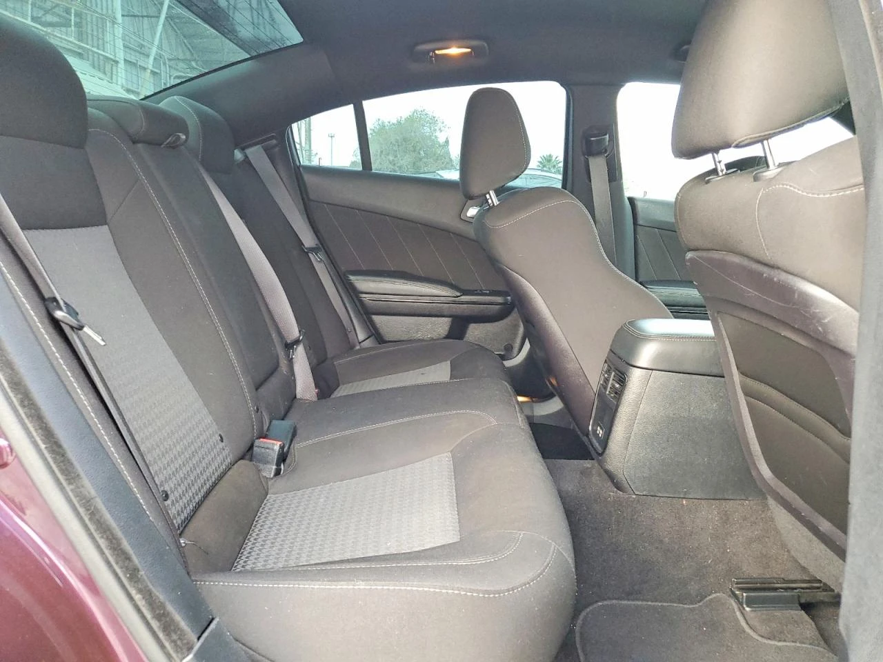 Dodge Charger R/T - изображение 8