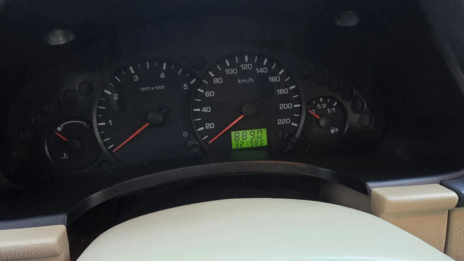 Ford Tourneo Connect 1.8 TDCI - изображение 9