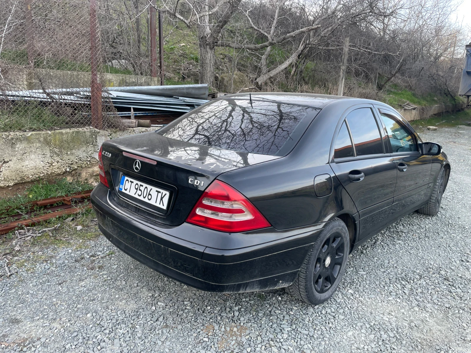 Mercedes-Benz C 220, снимка 4 - Автомобили и джипове - 53801574