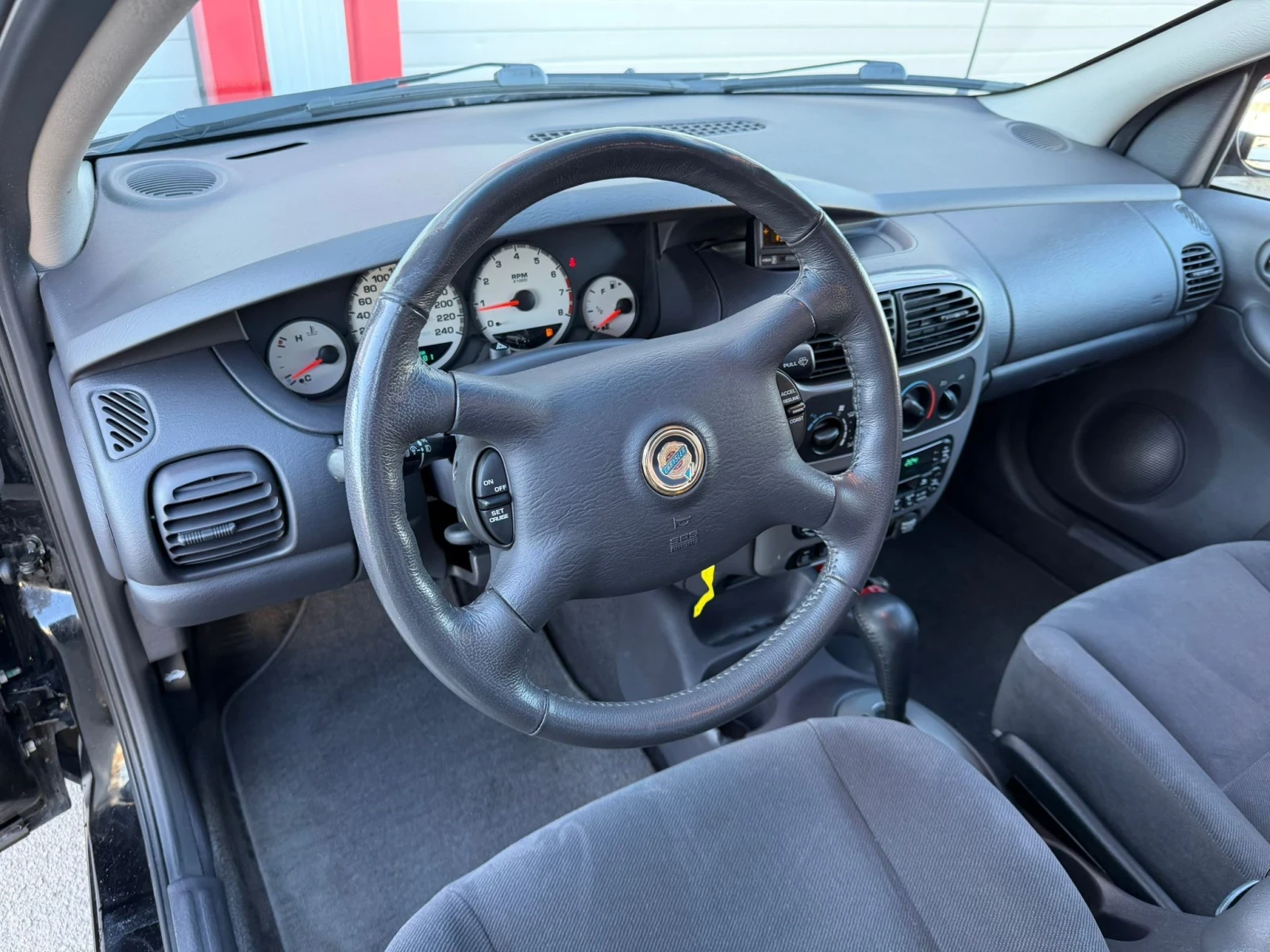 Chrysler Neon 2.0I AUTOMATIK 54000KM!!! ЛИЗИНГ!!!, снимка 11 - Автомобили и джипове - 53854187