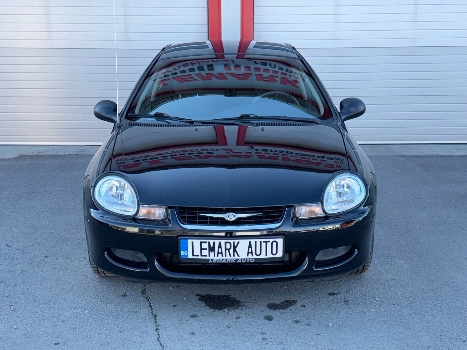 Chrysler Neon 2.0I AUTOMATIK 54000KM!!! ЛИЗИНГ!!! | Auto.bg — изображение 1