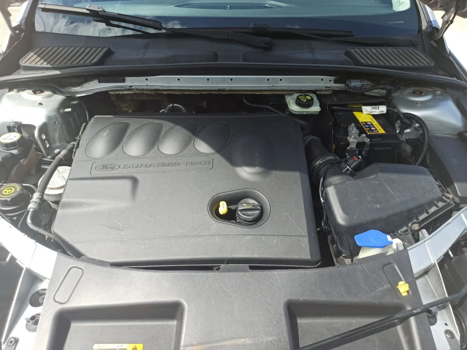 Ford Mondeo 2.0, снимка 15 - Автомобили и джипове - 54310741