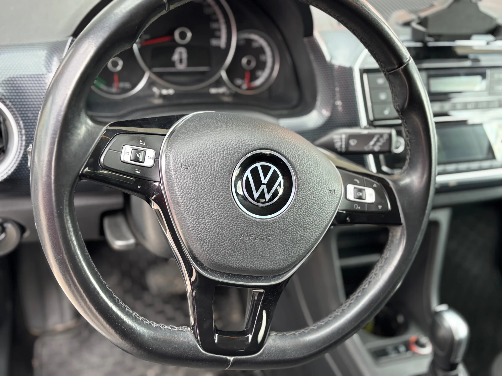 VW Up Electric💥камера/зимен пакет/CCS, снимка 10 - Автомобили и джипове - 54582092