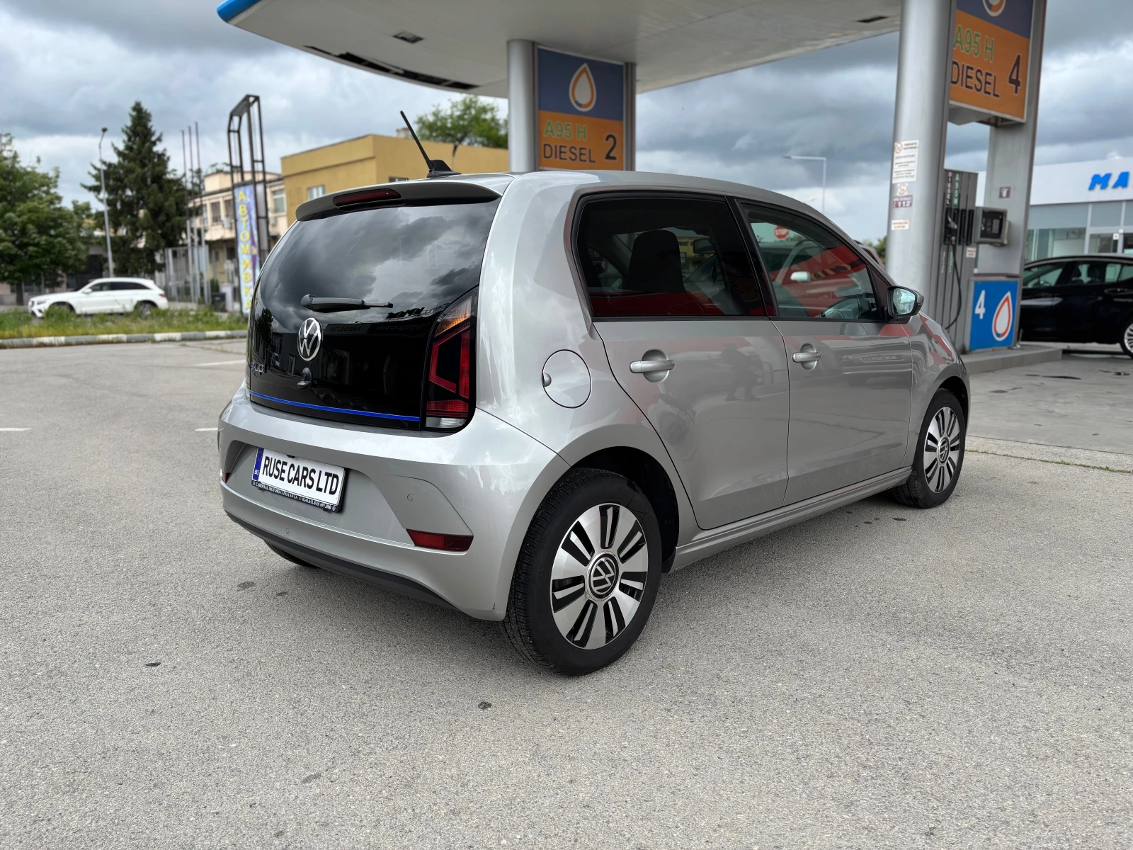 VW Up Electric💥камера/зимен пакет/CCS, снимка 4 - Автомобили и джипове - 54582092