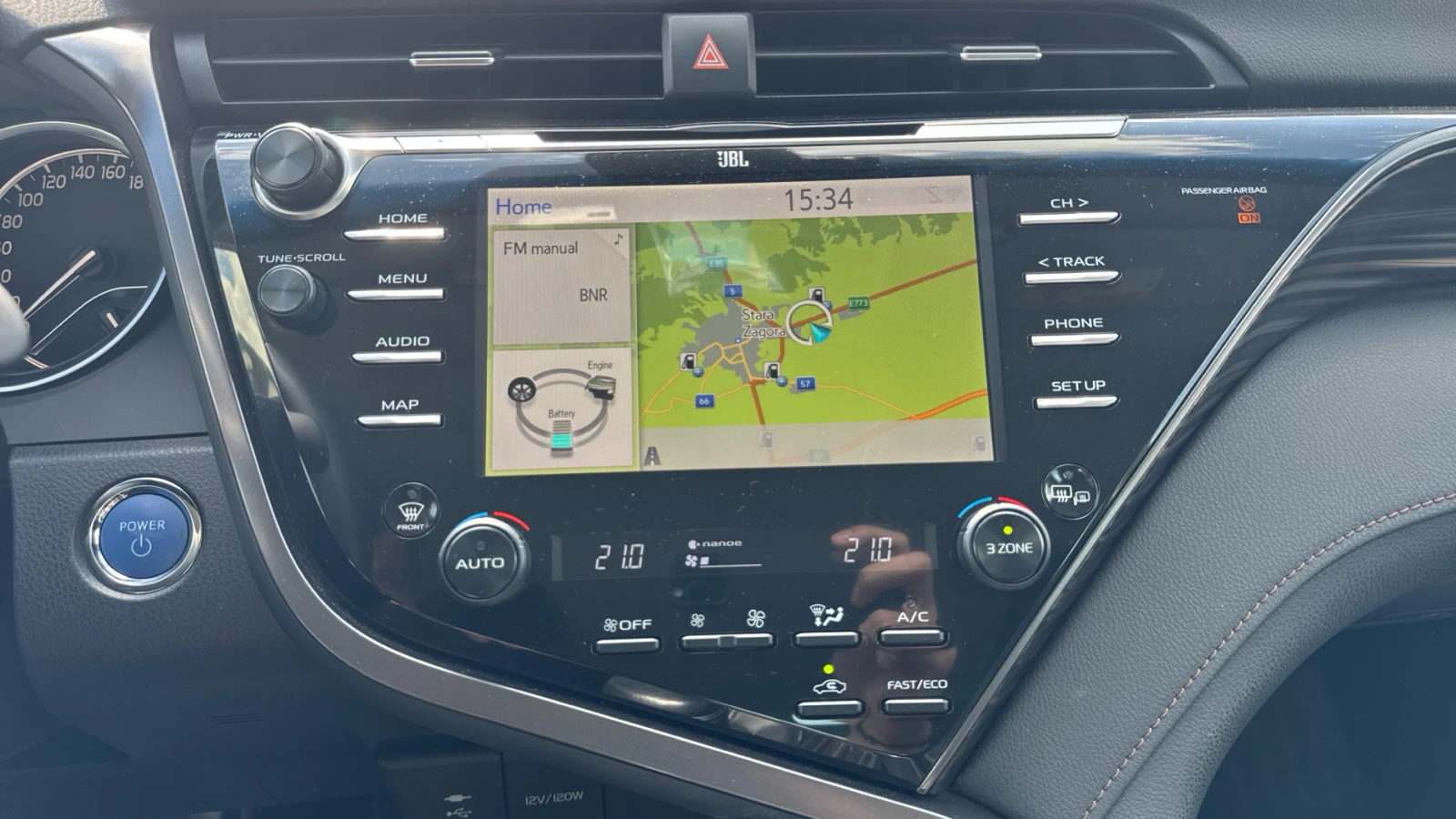 Toyota Camry 2.5 HEV LUXURY, снимка 15 - Автомобили и джипове - 54634602