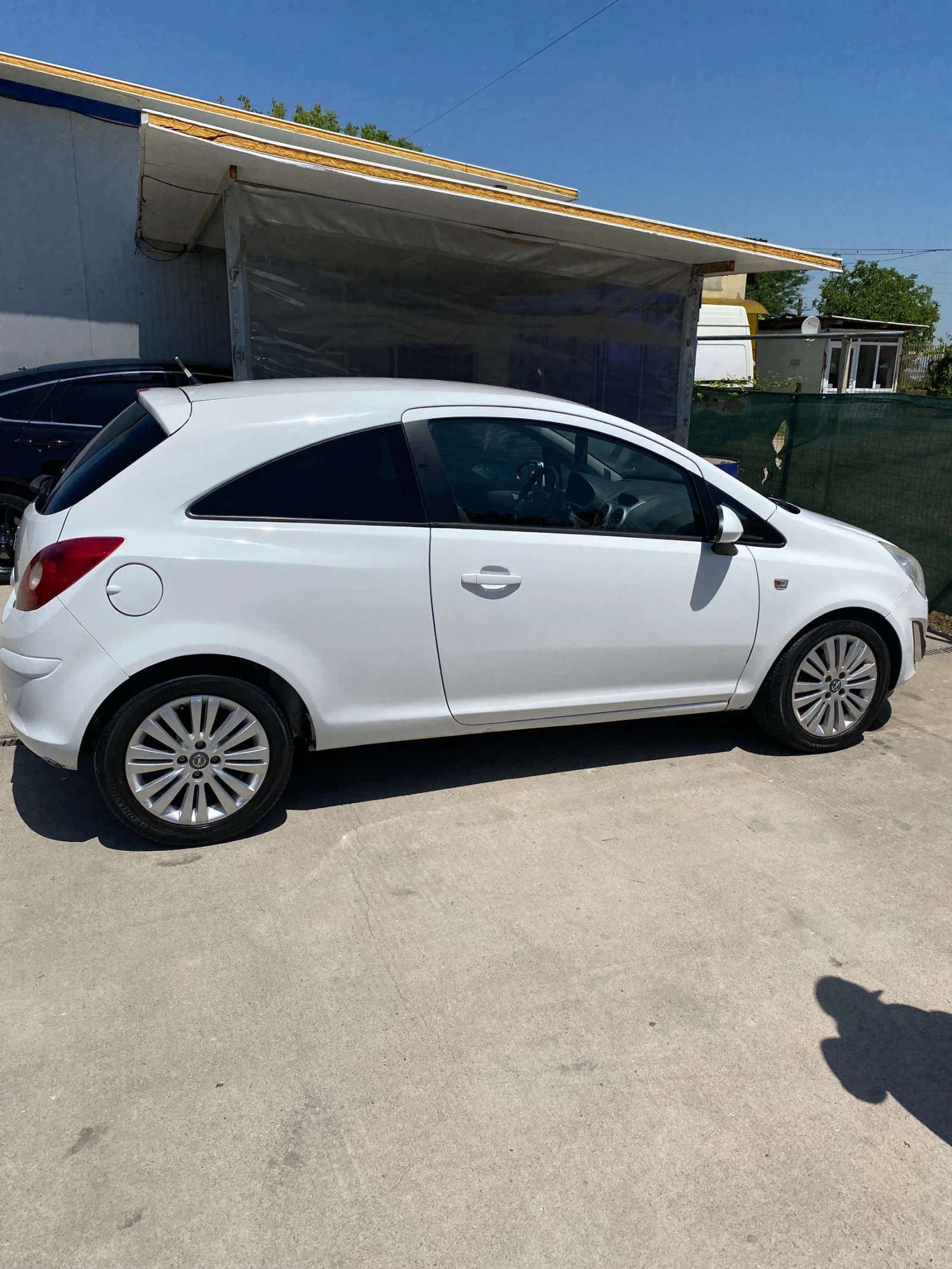 Opel Corsa, снимка 10 - Автомобили и джипове - 55077852