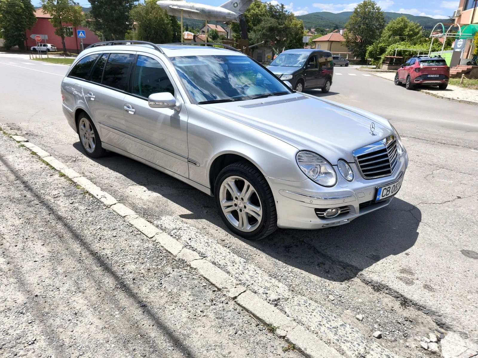 Mercedes-Benz E 200 КОМПРЕСОР LPG , снимка 3 - Автомобили и джипове - 55636549