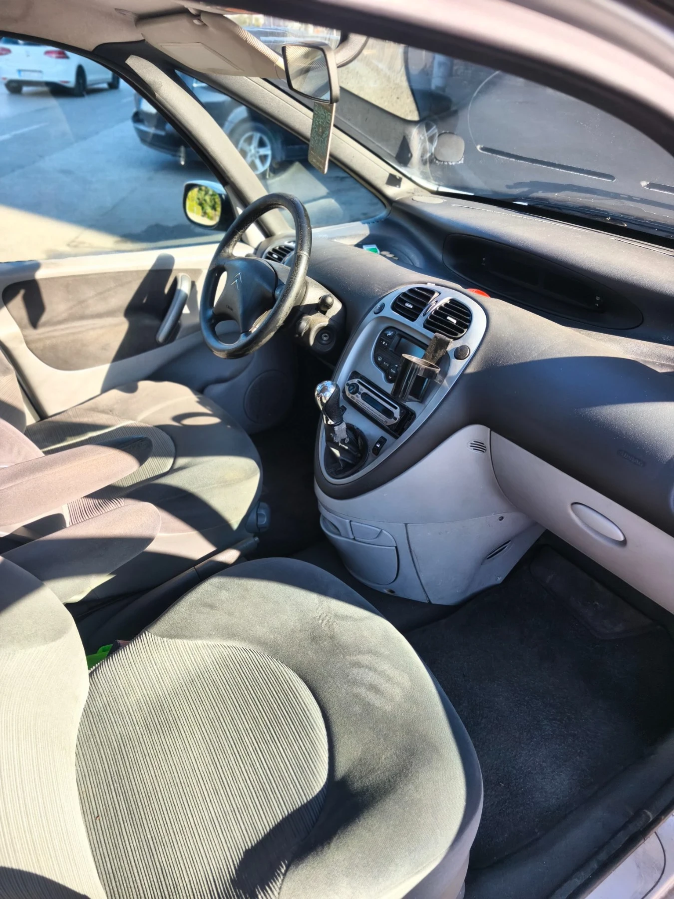 Citroen Xsara picasso, снимка 7 - Автомобили и джипове - 56065139