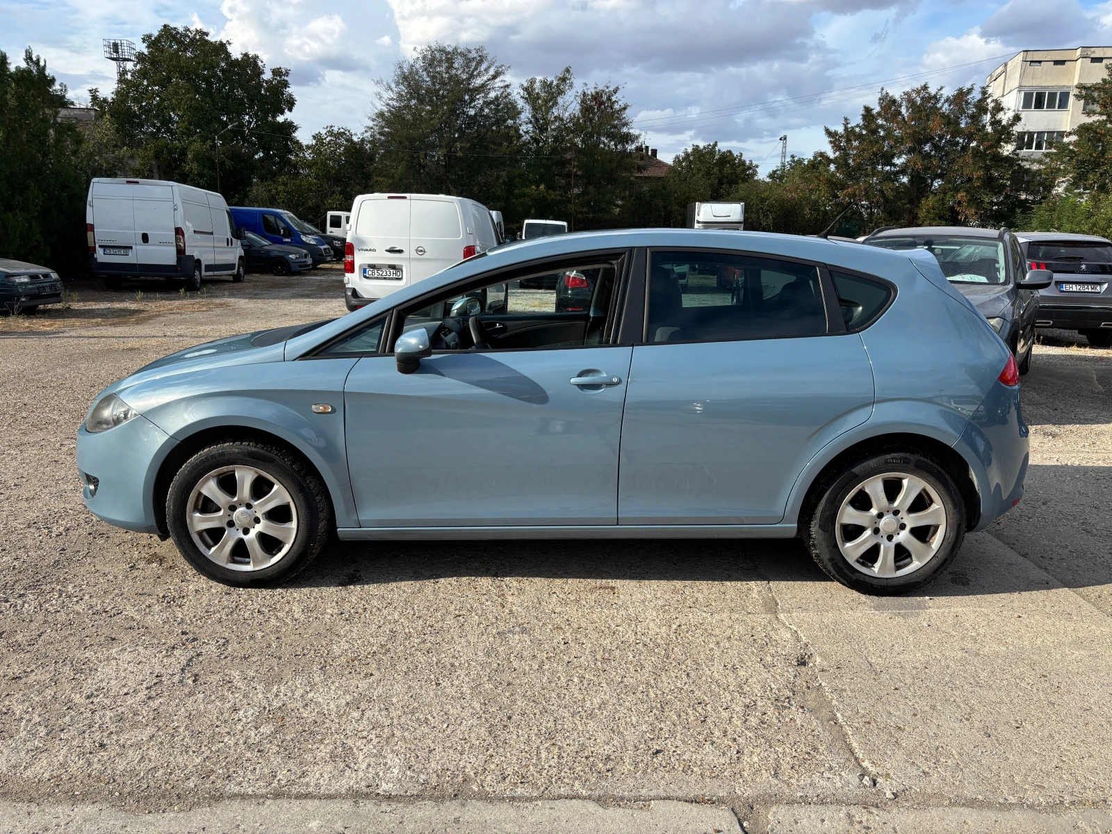 Seat Leon 1.6 102 �.� | Mobile.bg � ����������� 2