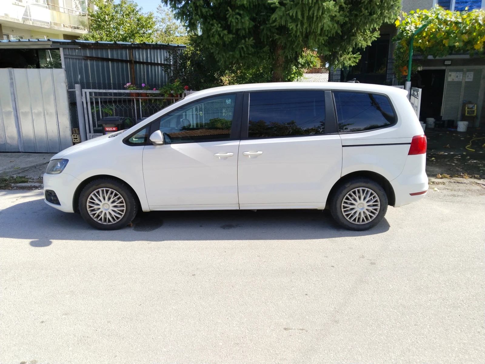Seat Alhambra, снимка 2 - Автомобили и джипове - 56544403
