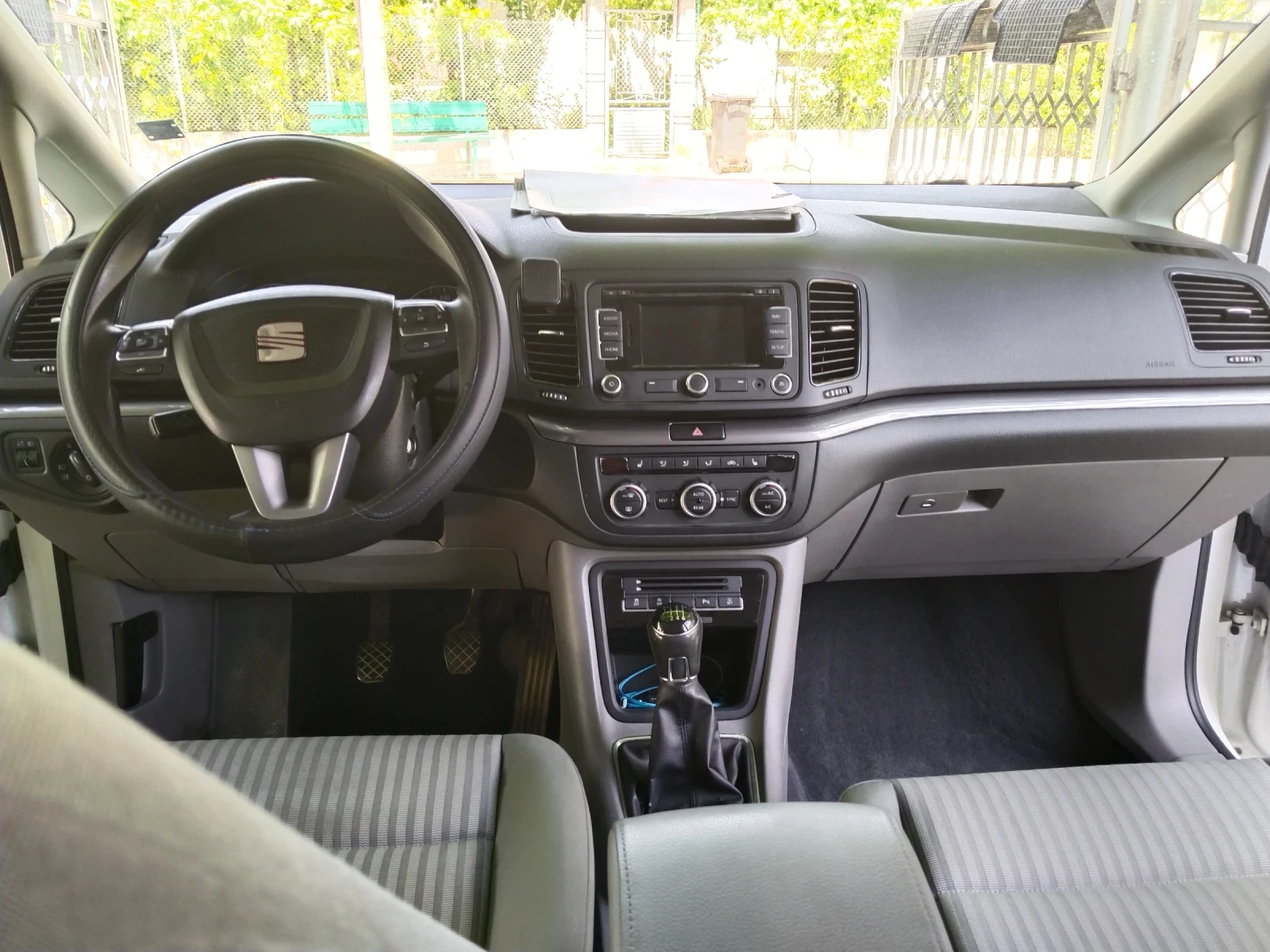 Seat Alhambra, снимка 14 - Автомобили и джипове - 56544403