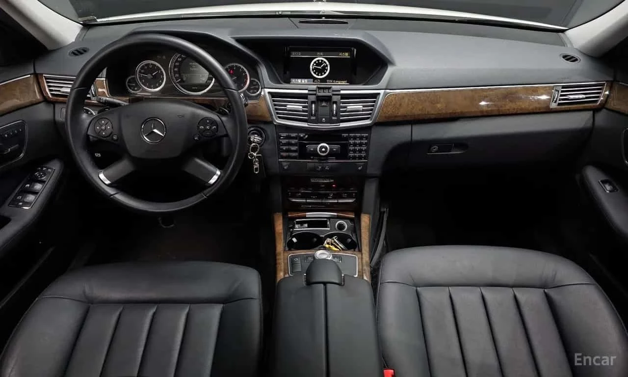 Mercedes-Benz E 300 * E300 Elegance * ЦЕНА ДО БГ, снимка 8 - Автомобили и джипове - 56742042
