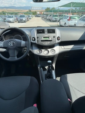 Toyota Rav4 2.2 D4D 136k.c., снимка 9