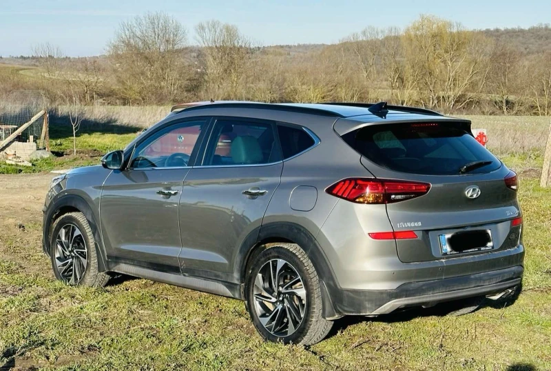 Hyundai Tucson, снимка 2 - Автомобили и джипове - 49415539