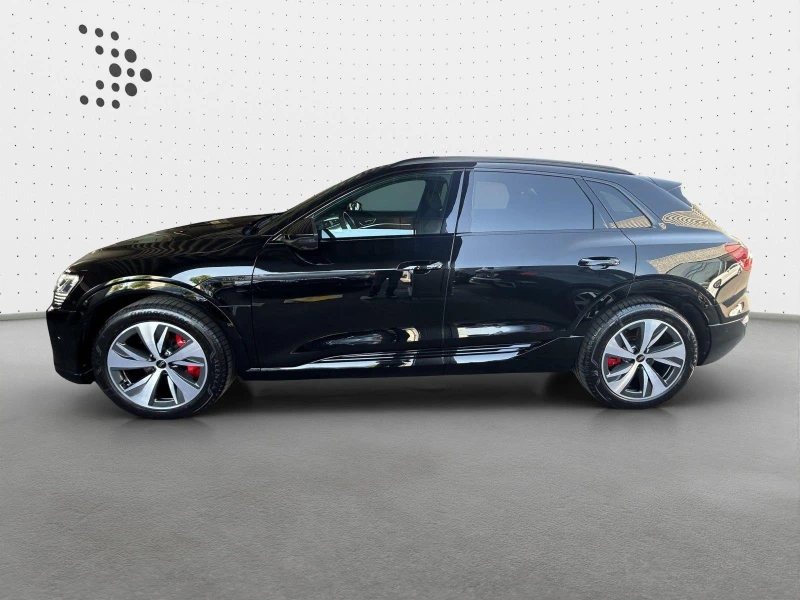 Audi Q8 55 E-TRON/S-LINE/QUATTRO/MATRIX/HEAD UP/360 CAMERA, снимка 5 - Автомобили и джипове - 51402896