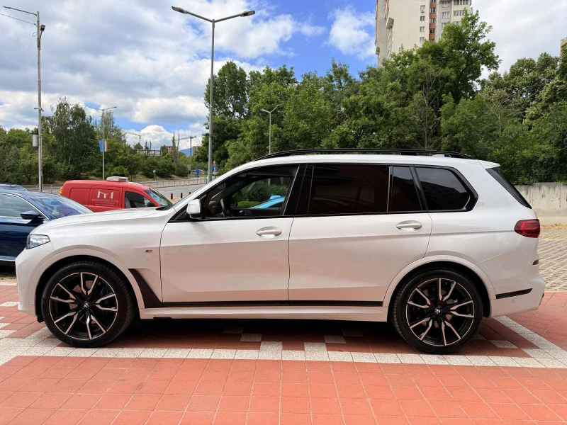 BMW X7 xDrive40i, снимка 4 - Автомобили и джипове - 51749086