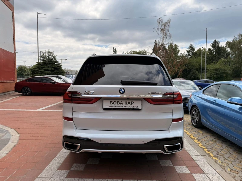 BMW X7 xDrive40i, снимка 6 - Автомобили и джипове - 51749086