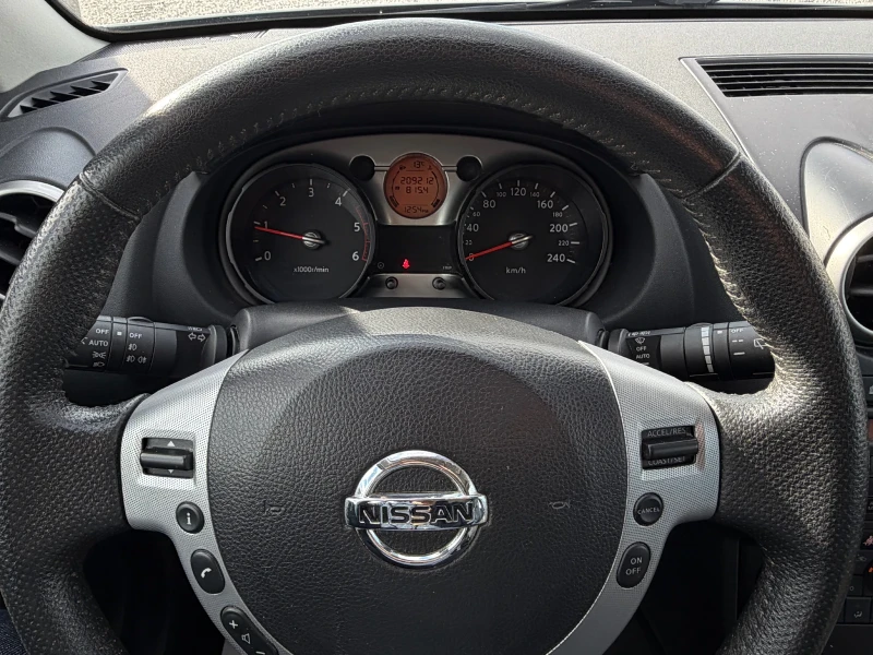 Nissan Qashqai 1.5DCI-106k.c. N-TEC/ Кожа , Панорама, KEYLESS /, снимка 10 - Автомобили и джипове - 52245793