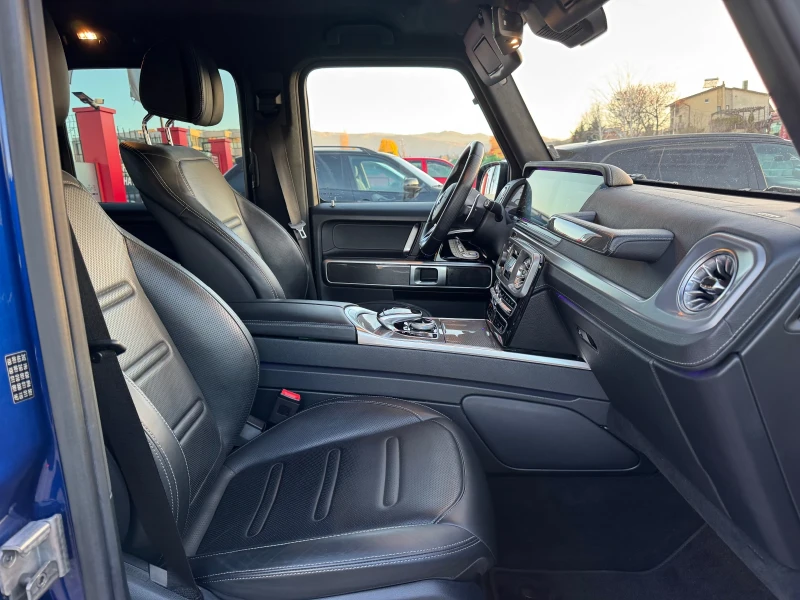 Mercedes-Benz G 500 AMG* 6.3 OPTIC* 22"* CARBON* 360CAM, снимка 16 - Автомобили и джипове - 52403665
