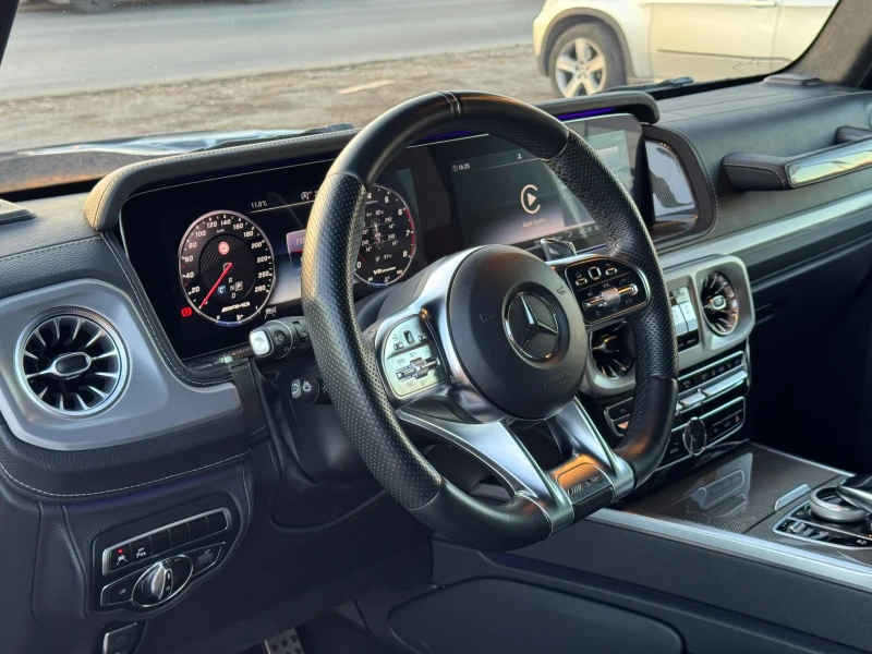 Mercedes-Benz G 500 AMG* 6.3 OPTIC* 22"* CARBON* 360CAM, снимка 9 - Автомобили и джипове - 52403665