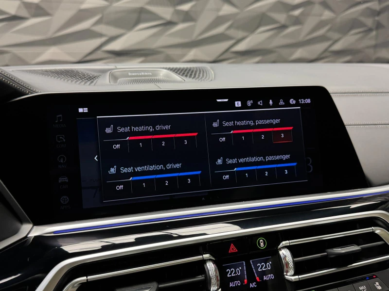 BMW X5 xDrive30d M-pack 3D B&W* 360* Lift* Обдухване* , снимка 15 - Автомобили и джипове - 53410903