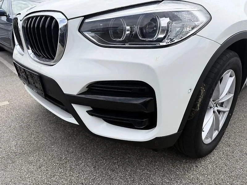 BMW X3  xDrive30e Navi LED Camera, снимка 8 - Автомобили и джипове - 56733750