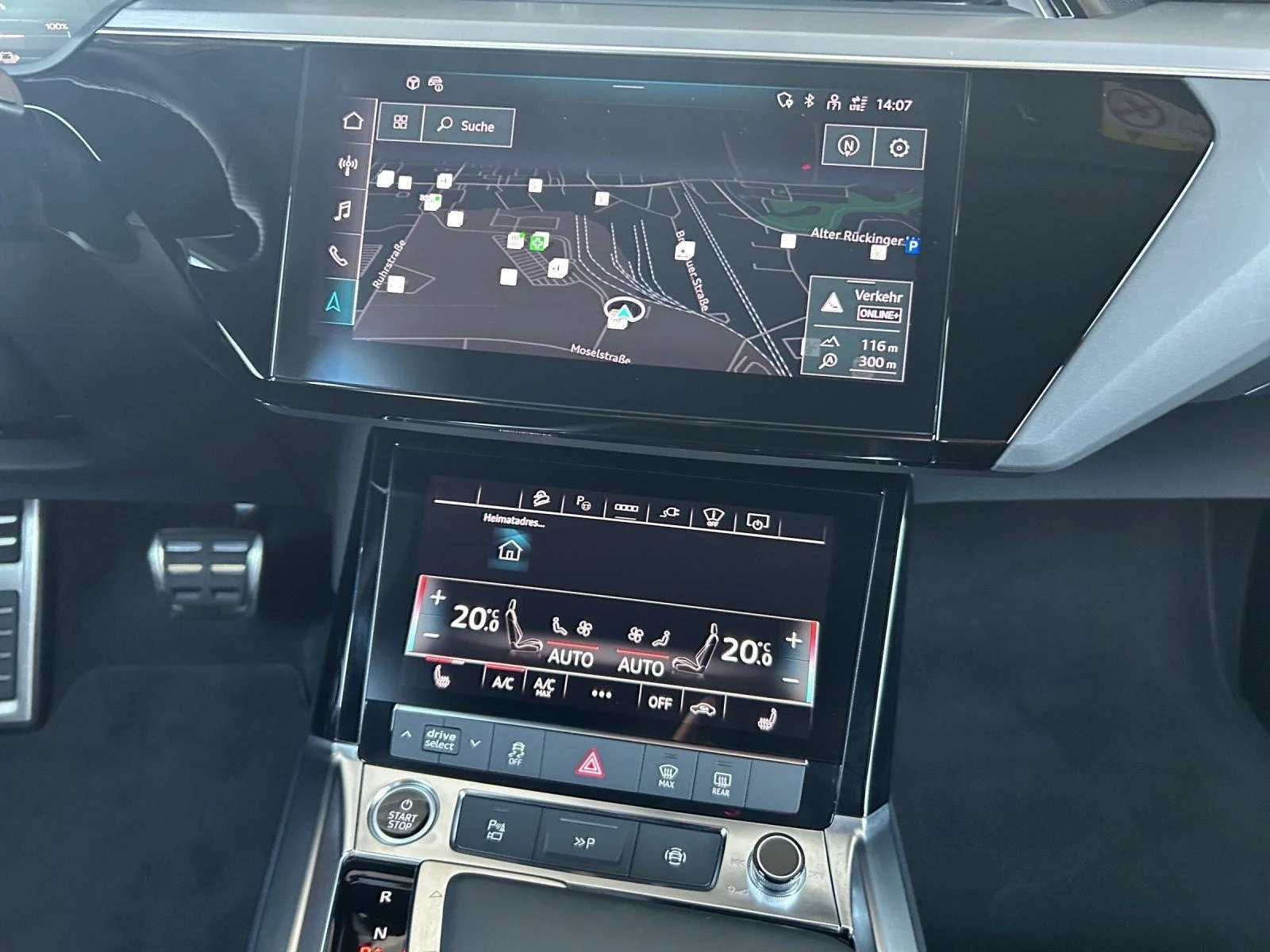 Audi Q8 55 E-TRON/S-LINE/QUATTRO/MATRIX/HEAD UP/360 CAMERA - изображение 8