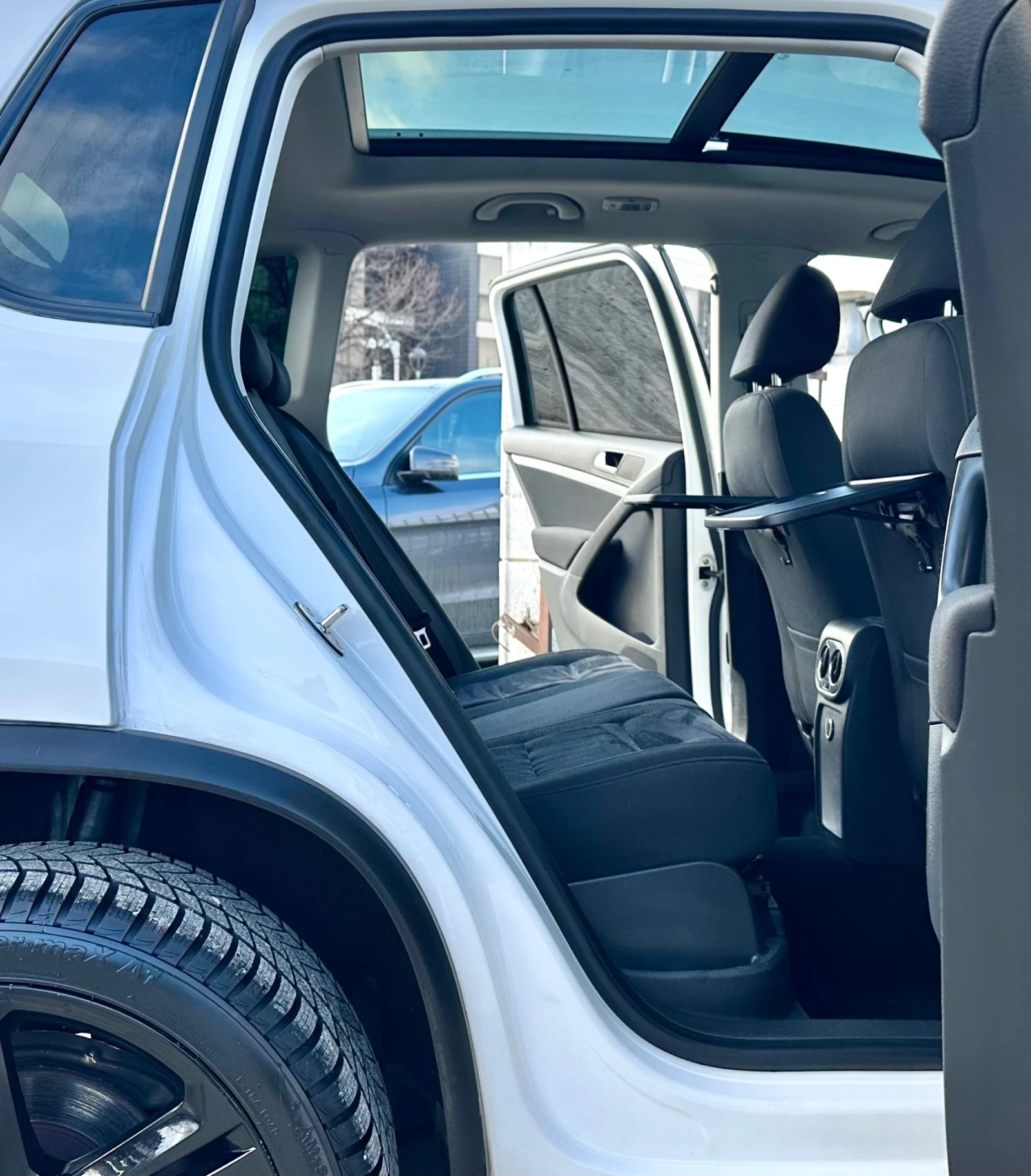 VW Tiguan 2.0TDI 177HP 4-Motion R-Line Panorama | Mobile.bg � ����������� 13