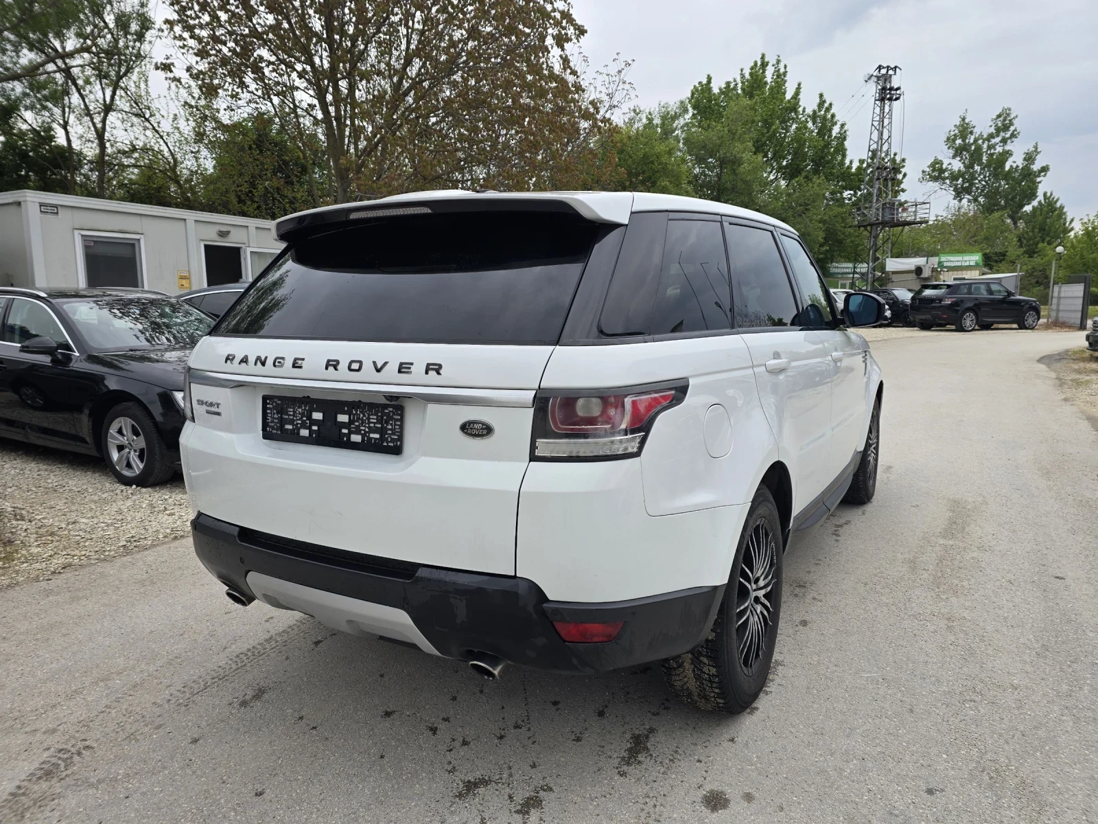 Land Rover Range Rover Sport 3.0D 250к.с 4х4 Въздух Алкантара Камера, снимка 4 - Автомобили и джипове - 53095552