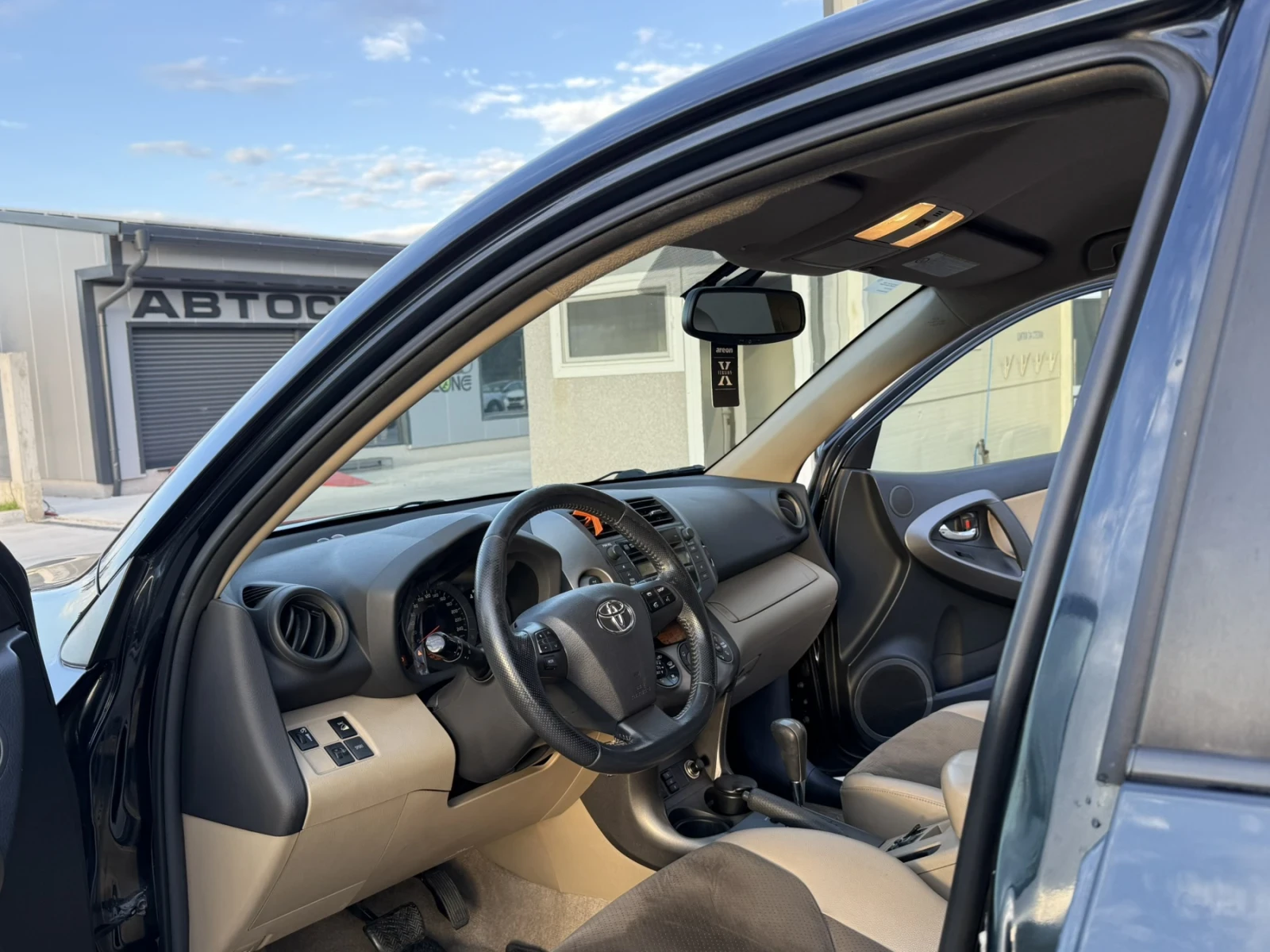 Toyota Rav4, снимка 5 - Автомобили и джипове - 53791785