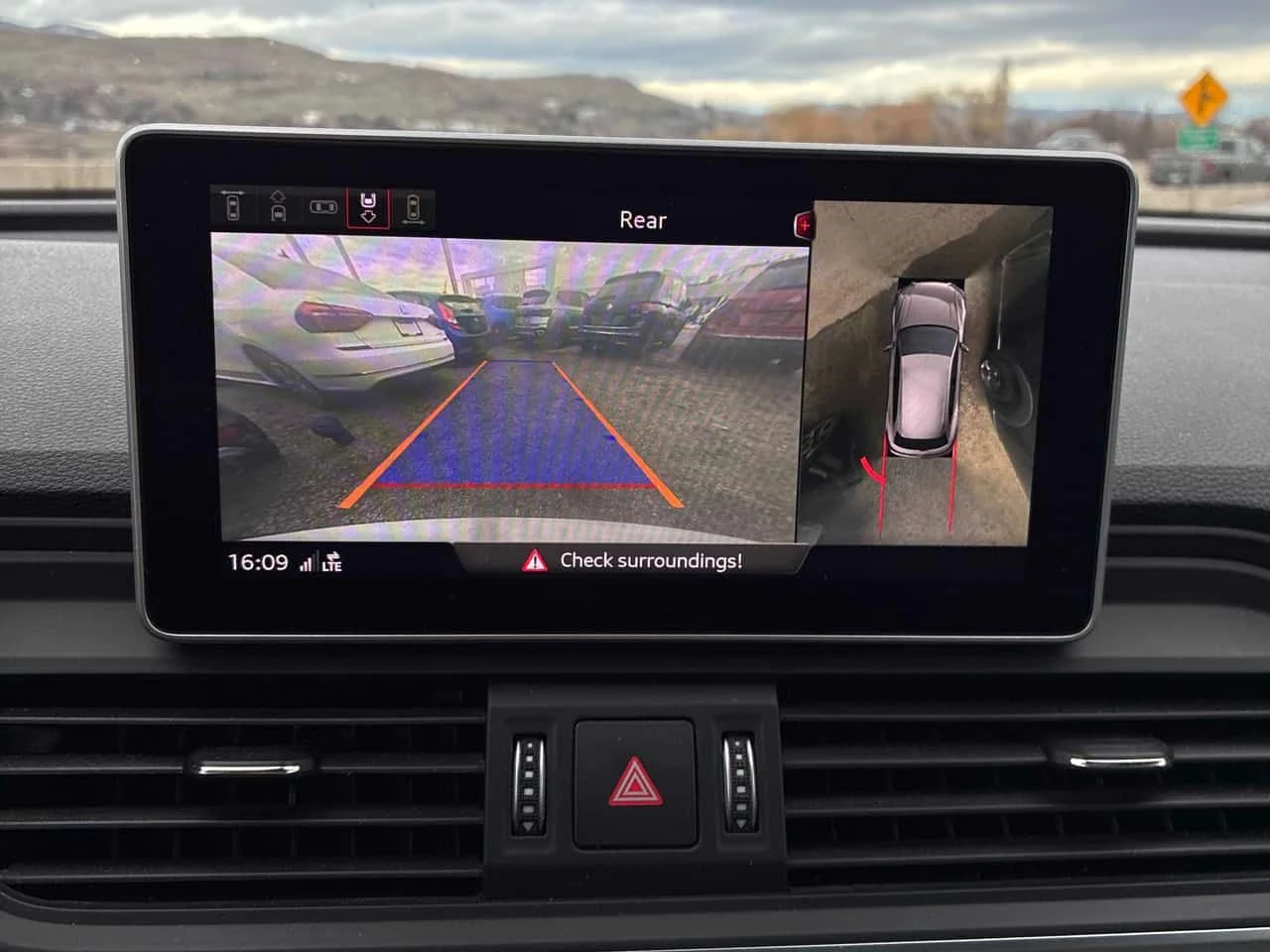 Audi Q5 TECHNIK| PANO| 360| ОБДУХВАНЕ| CARFAX, снимка 7 - Автомобили и джипове - 53982789