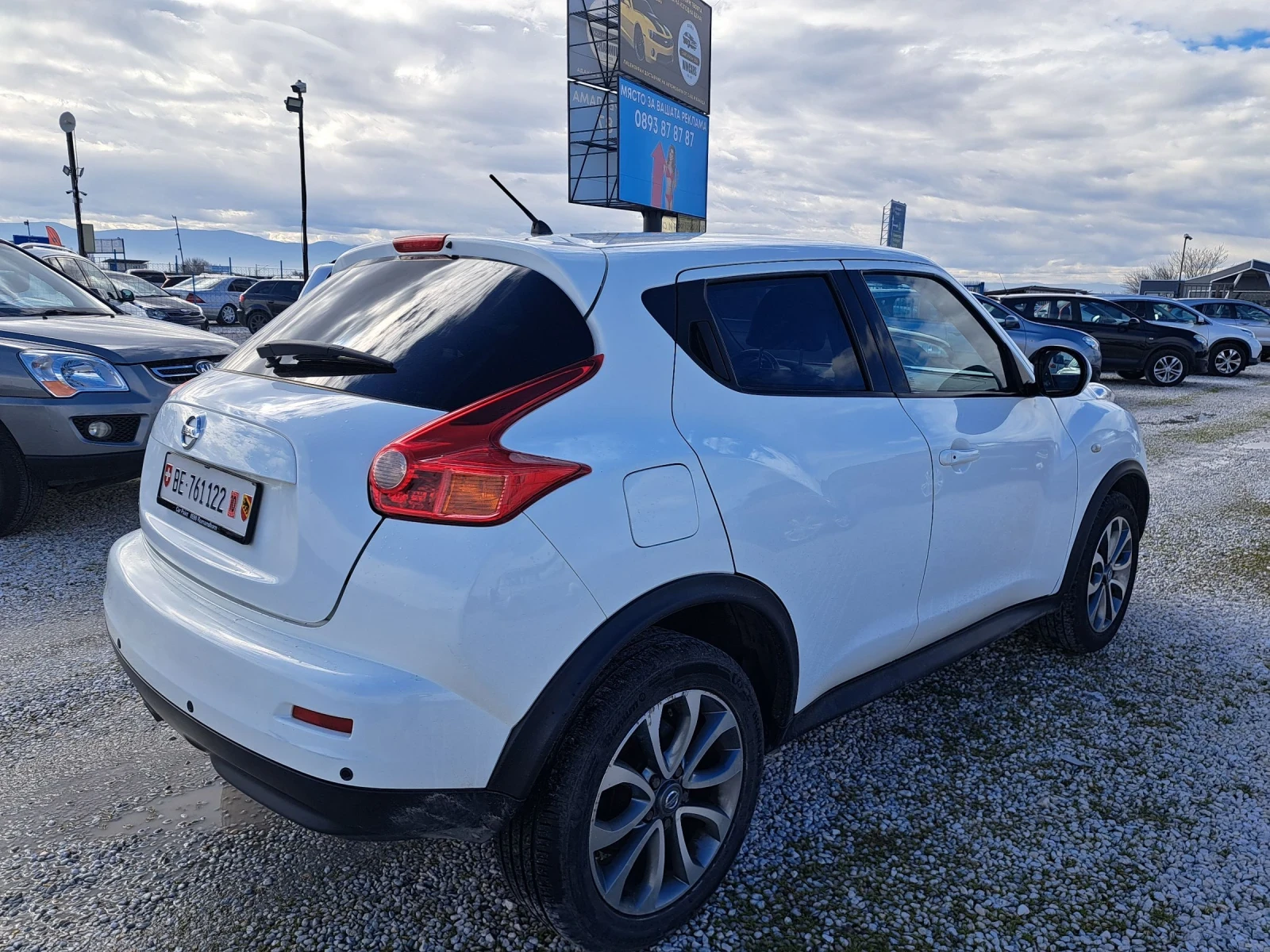Nissan Juke 1.6 Швейцария, снимка 7 - Автомобили и джипове - 54167131