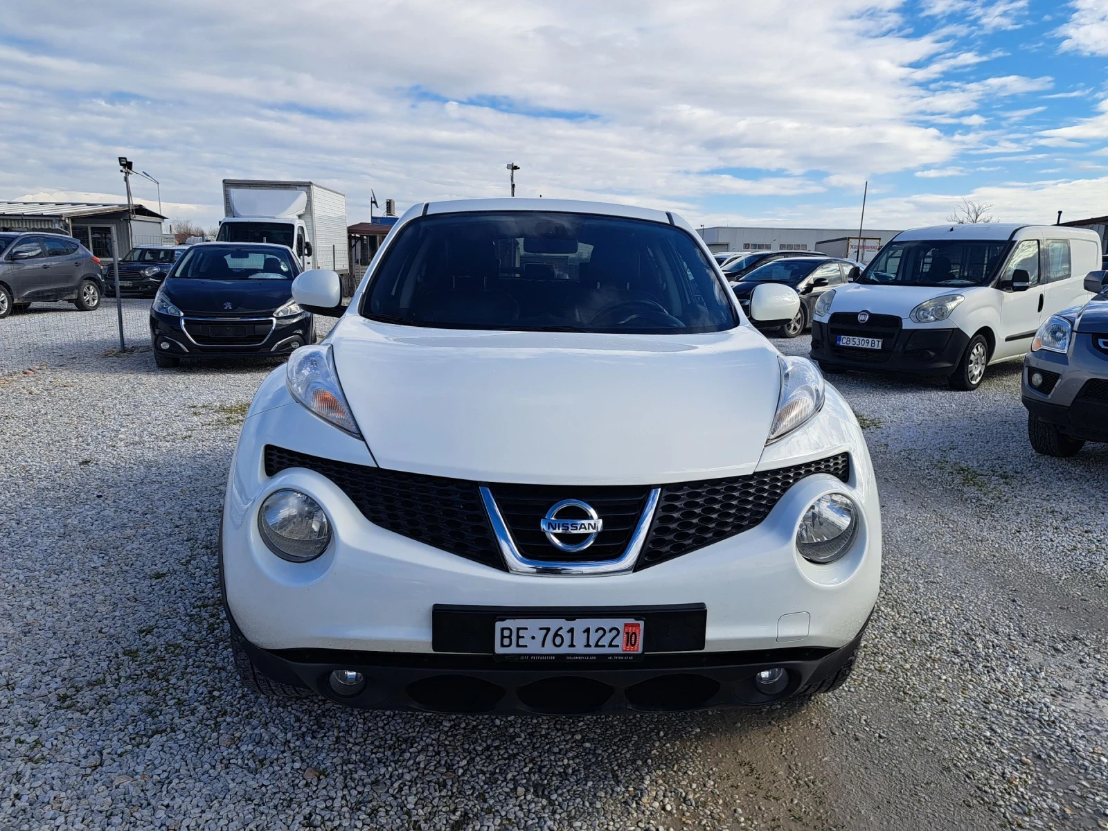 Nissan Juke 1.6 Швейцария, снимка 2 - Автомобили и джипове - 54167131