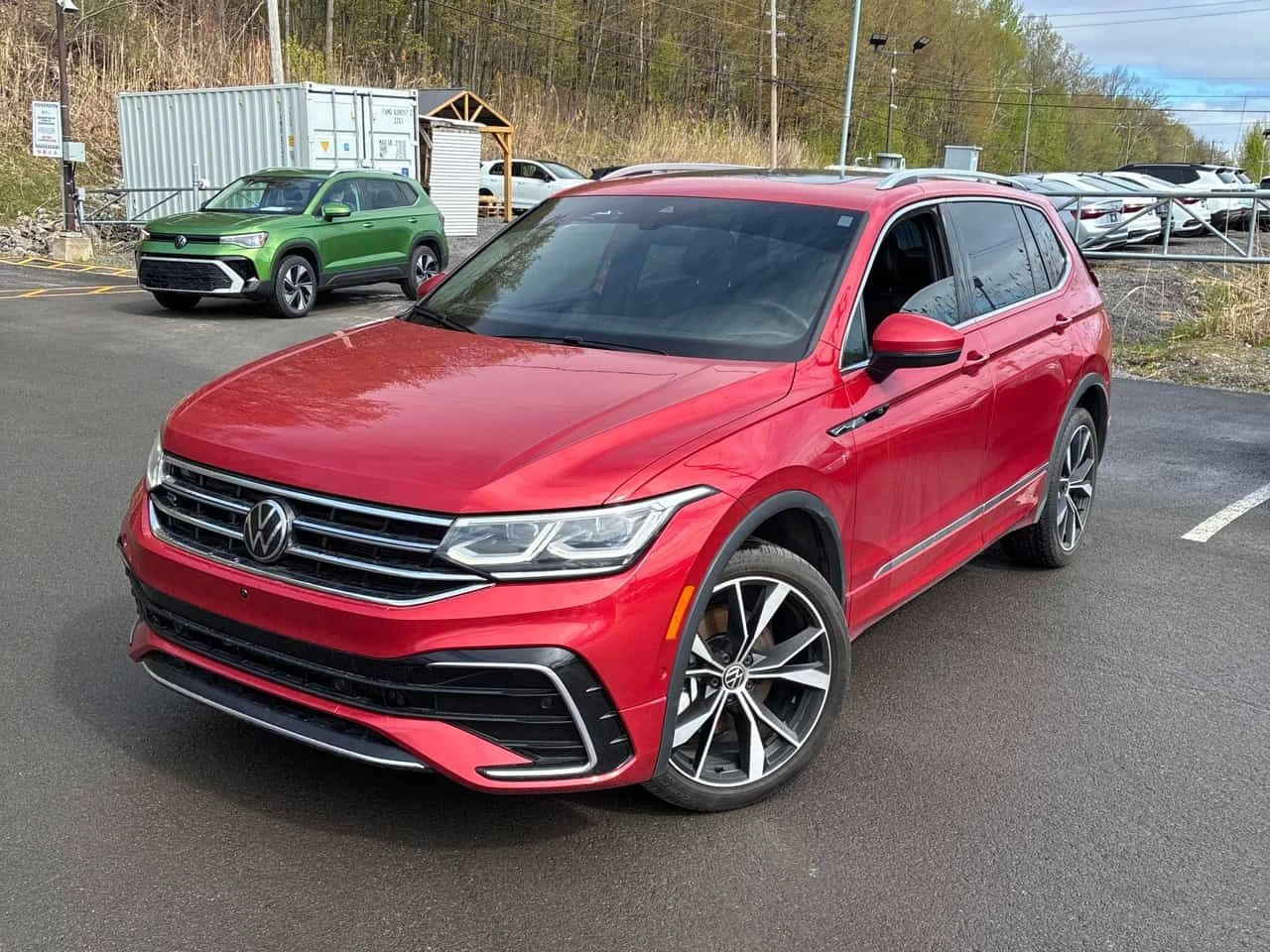 VW Tiguan Highline R Line / 360 / ОБДУХВАНЕ / FENDER/ПАНО