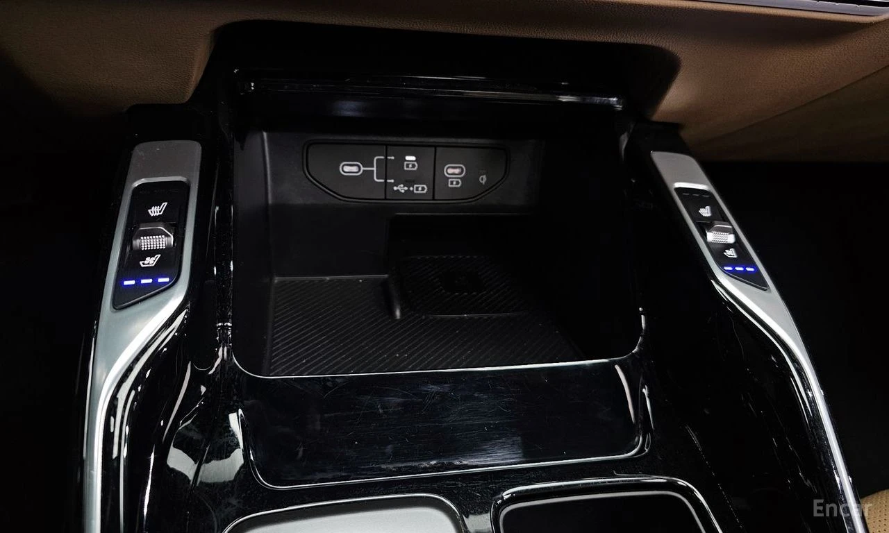 Kia Sorento 1.6* HYBRID* NOBLESSE* ПОДГРЕВ* ОБДУХВАНЕ* LANE* A, снимка 12 - Автомобили и джипове - 54736053