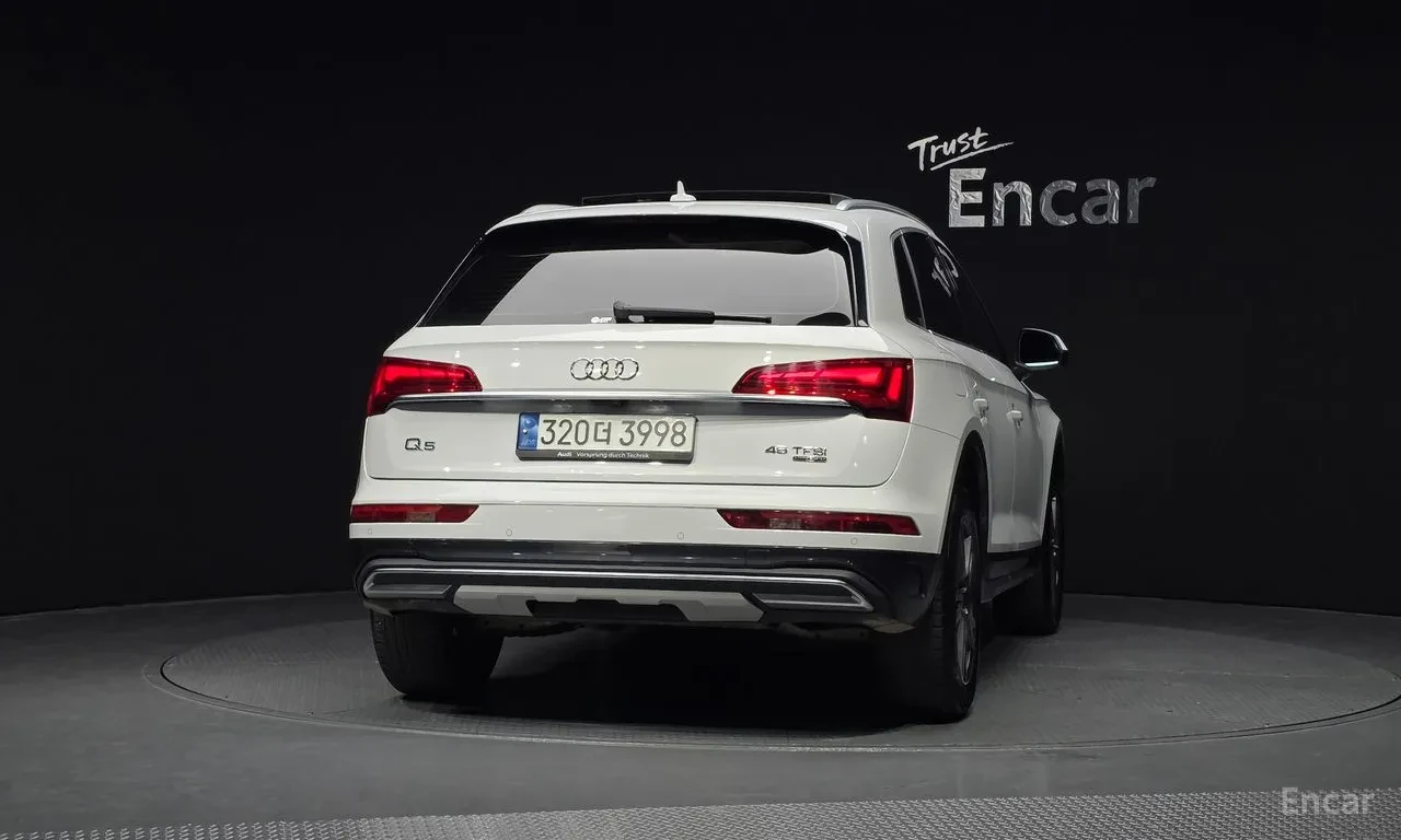 Audi Q5 2022* QUATTRO* PANO* DIGITAL* MATRIX* КРАЙНА ЦЕНА, снимка 3 - Автомобили и джипове - 55087481
