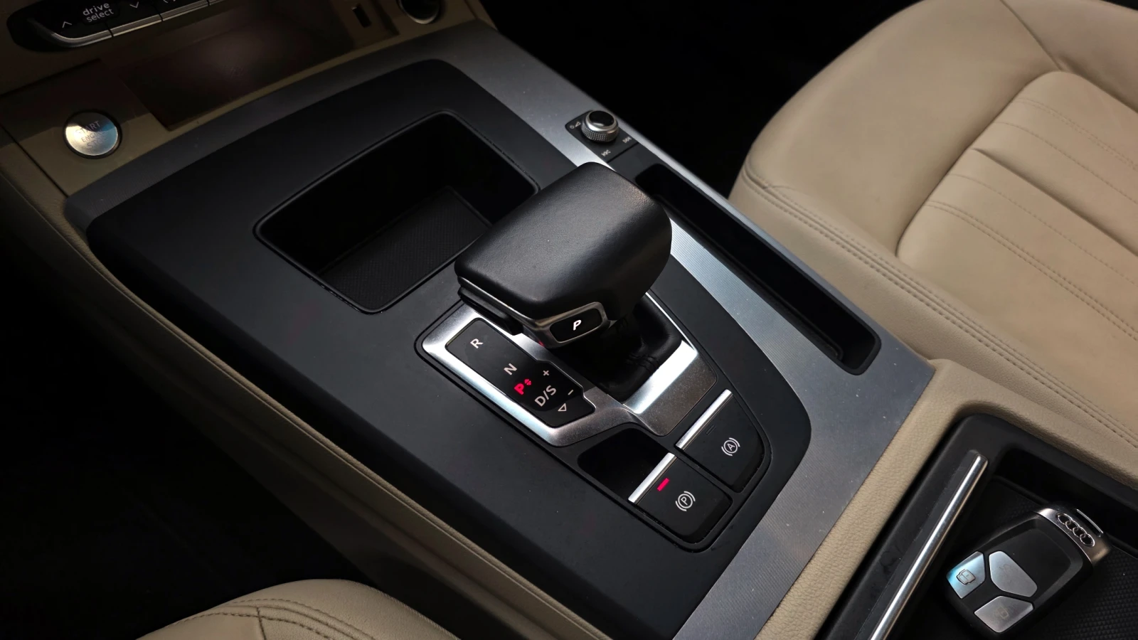 Audi Q5 2022* QUATTRO* PANO* DIGITAL* MATRIX* КРАЙНА ЦЕНА, снимка 11 - Автомобили и джипове - 55087481