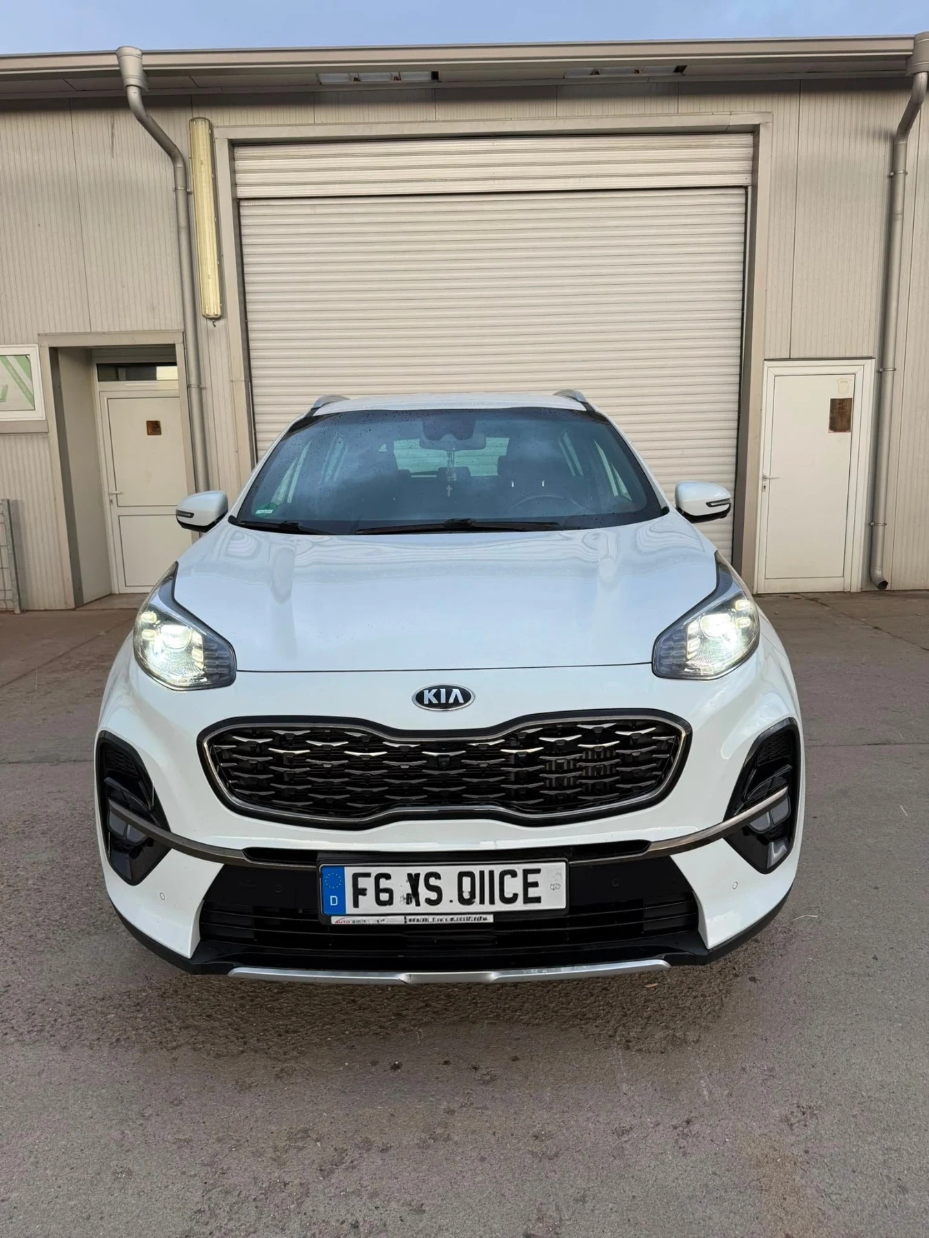 Kia Sportage 2.0 CRDi 185PS  Eco-Dynamics+ GT-Line AWD, снимка 2 - Автомобили и джипове - 55255131