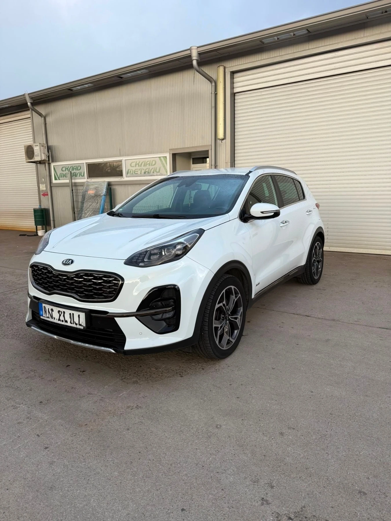 Kia Sportage 2.0 CRDi 185PS  Eco-Dynamics+ GT-Line AWD, снимка 16 - Автомобили и джипове - 55255131