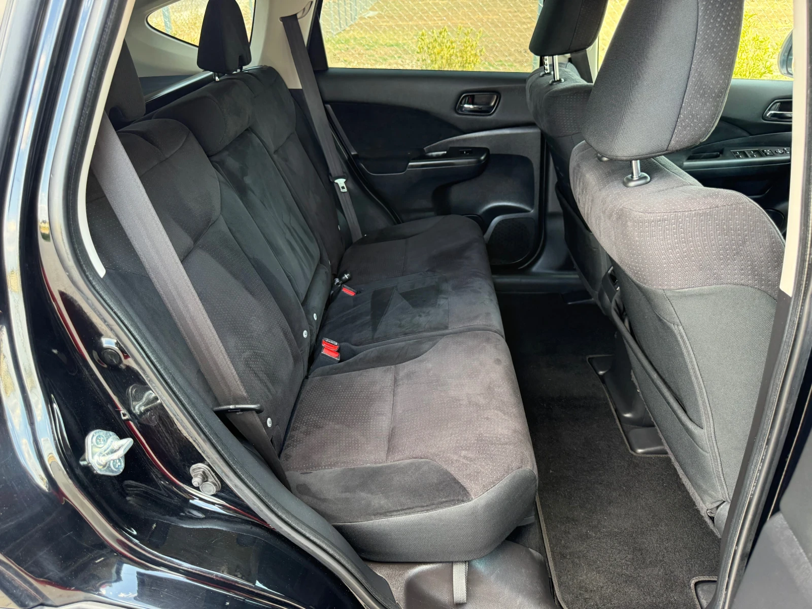 Honda Cr-v 2.0 i-VTEC / 4X4 / NAVI / CAMERA / FULL SERVICE, снимка 12 - Автомобили и джипове - 55666999