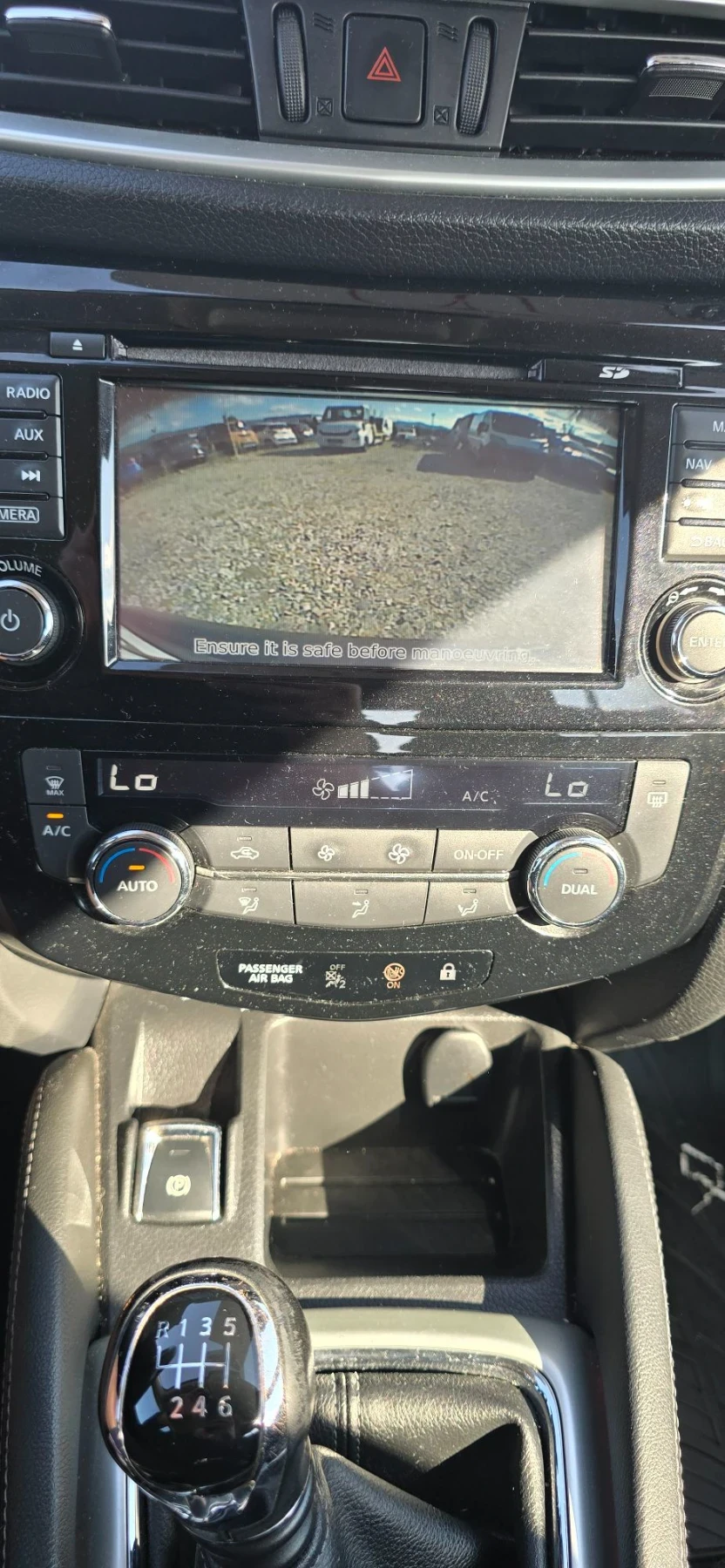 Nissan Qashqai 1.5 DCI, снимка 11 - Автомобили и джипове - 56191736