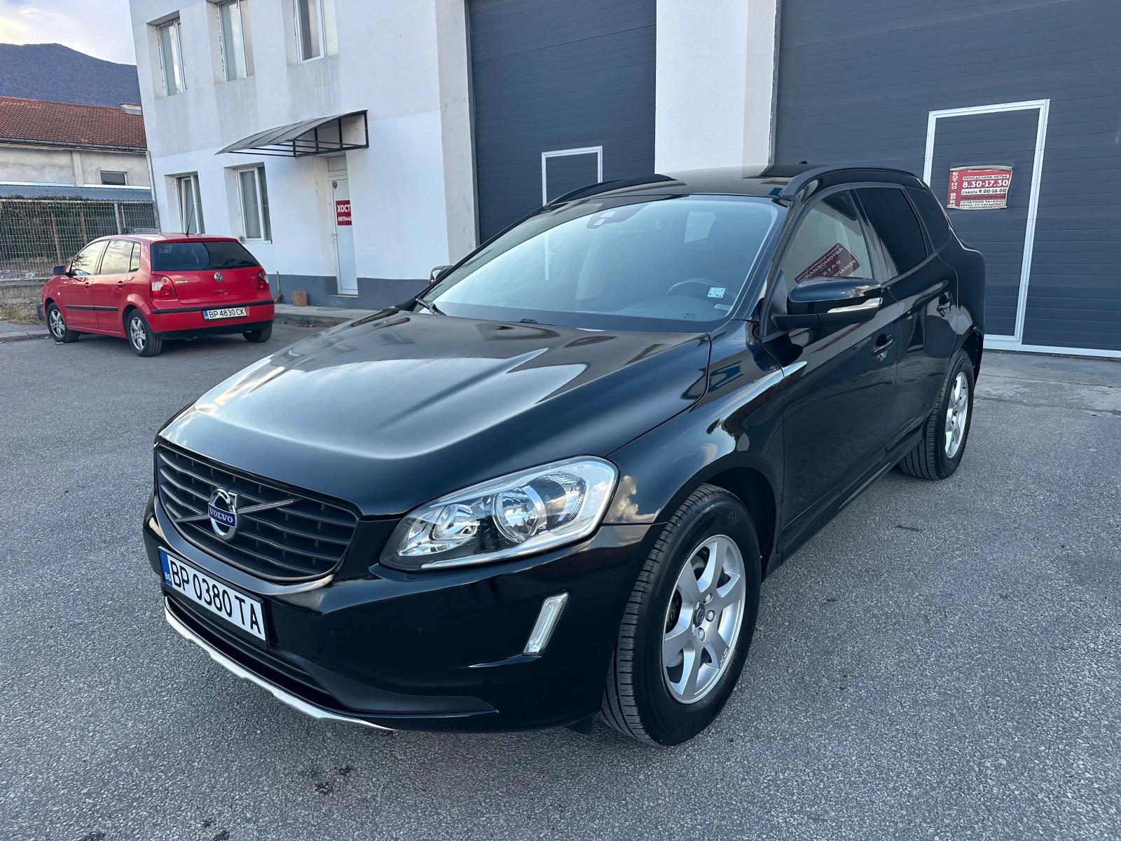 Volvo XC60 2.4D AWD Италия, снимка 3 - Автомобили и джипове - 56535821