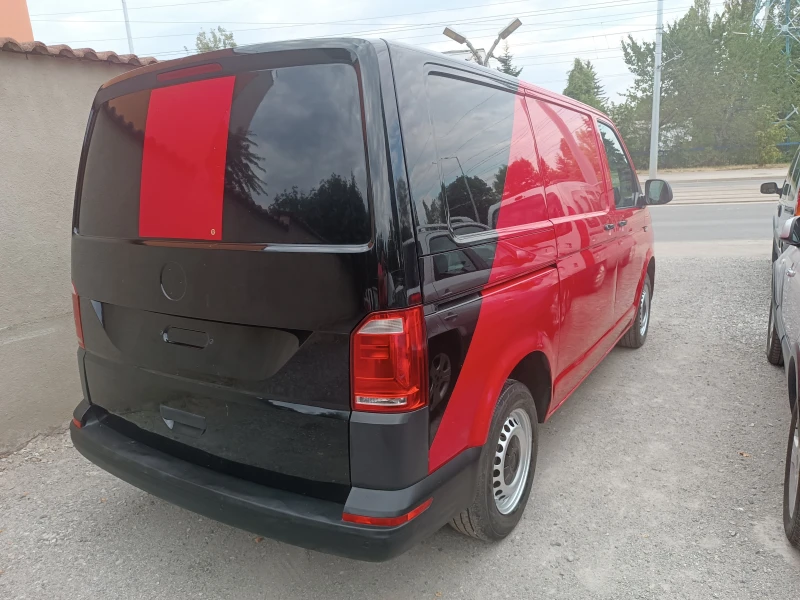 VW T6  2.0TDI 4X4/150K.c ITALIA, снимка 5 - Бусове и автобуси - 51606124