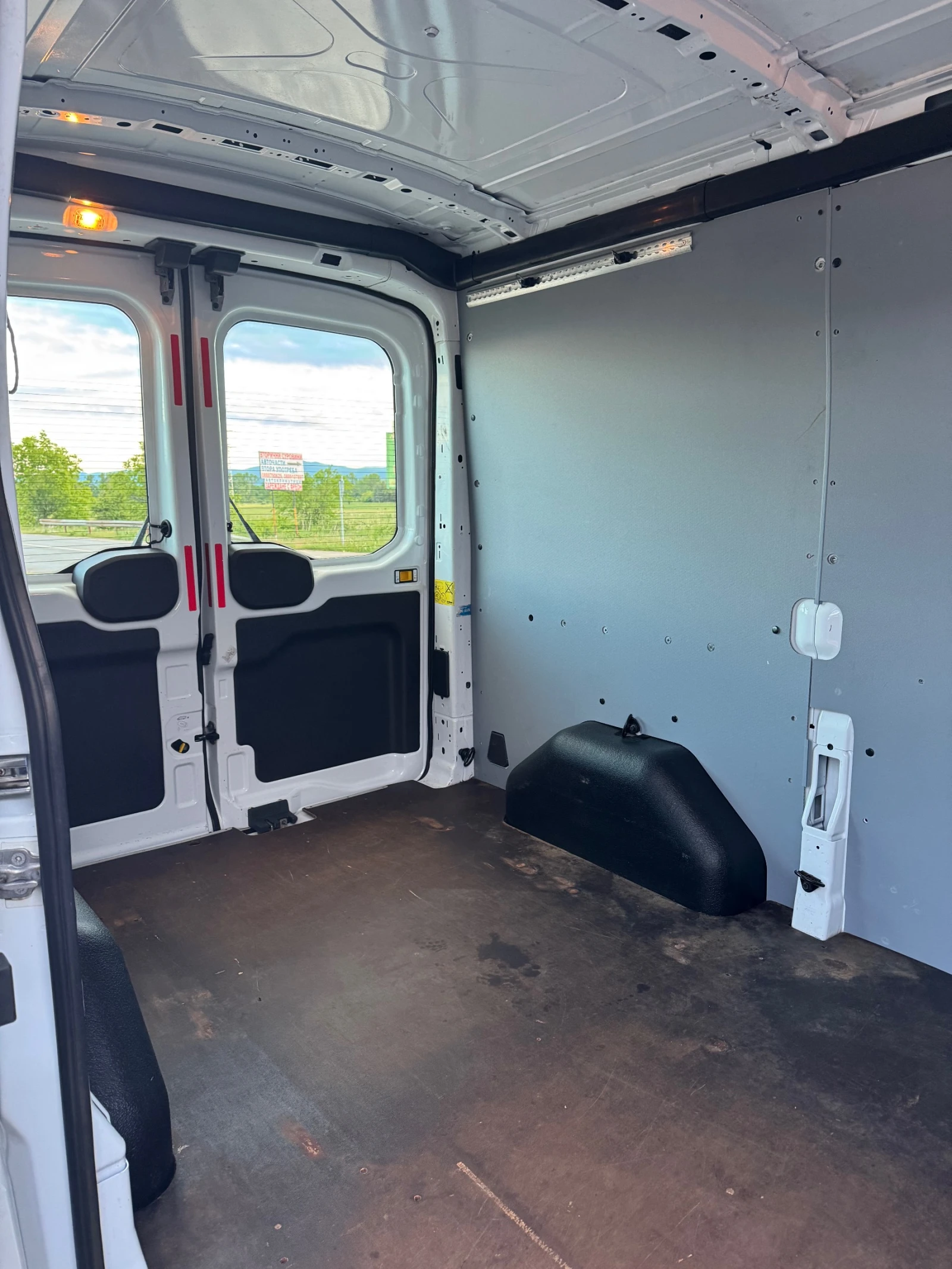 Ford Transit 2.2TDCI* 125кс* Климатик* Германия* Оригинал* Като, снимка 13 - Бусове и автобуси - 54552804