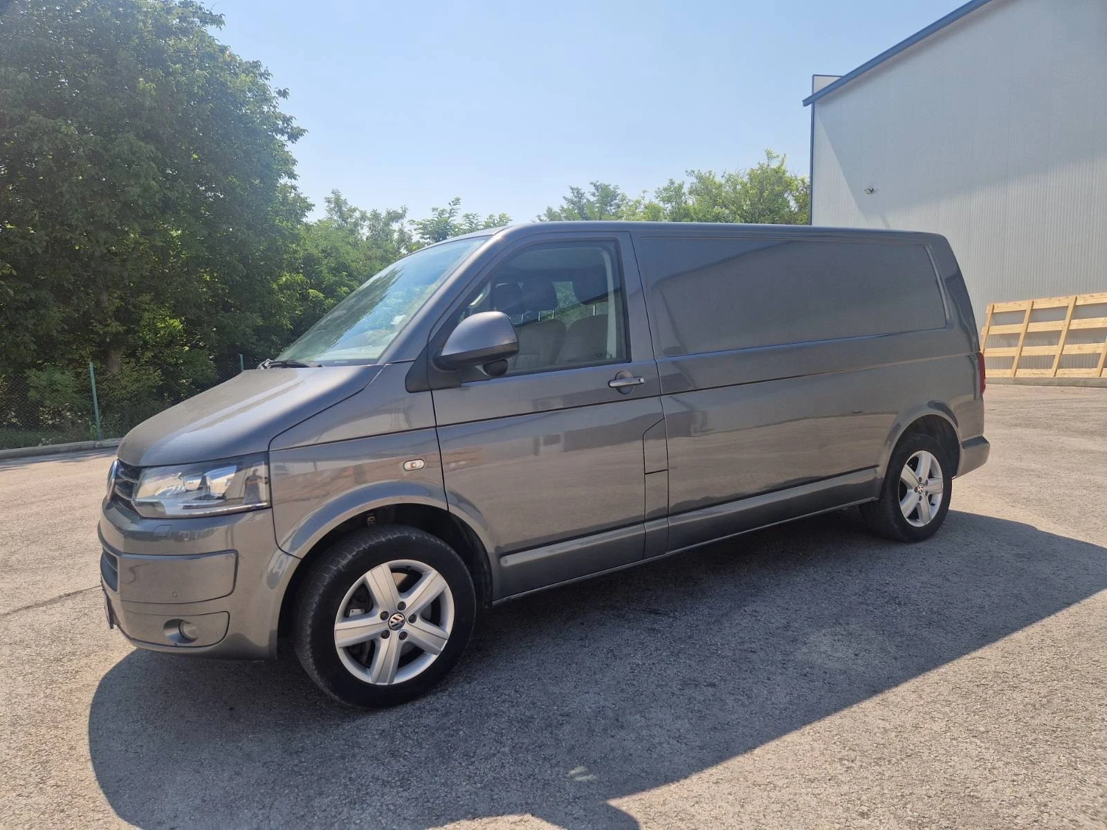 VW T5 2.5 TDI , снимка 4 - Бусове и автобуси - 55337023