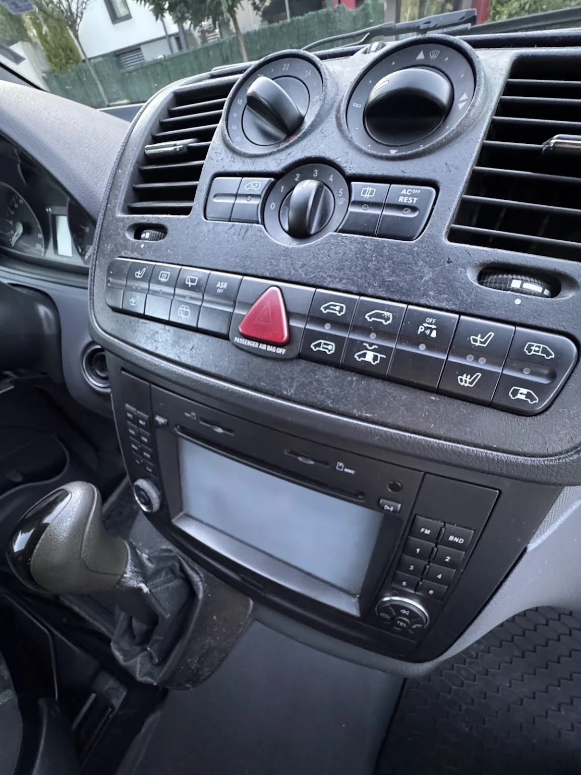 Mercedes-Benz Vito 120 CDI, снимка 4 - Бусове и автобуси - 55805431