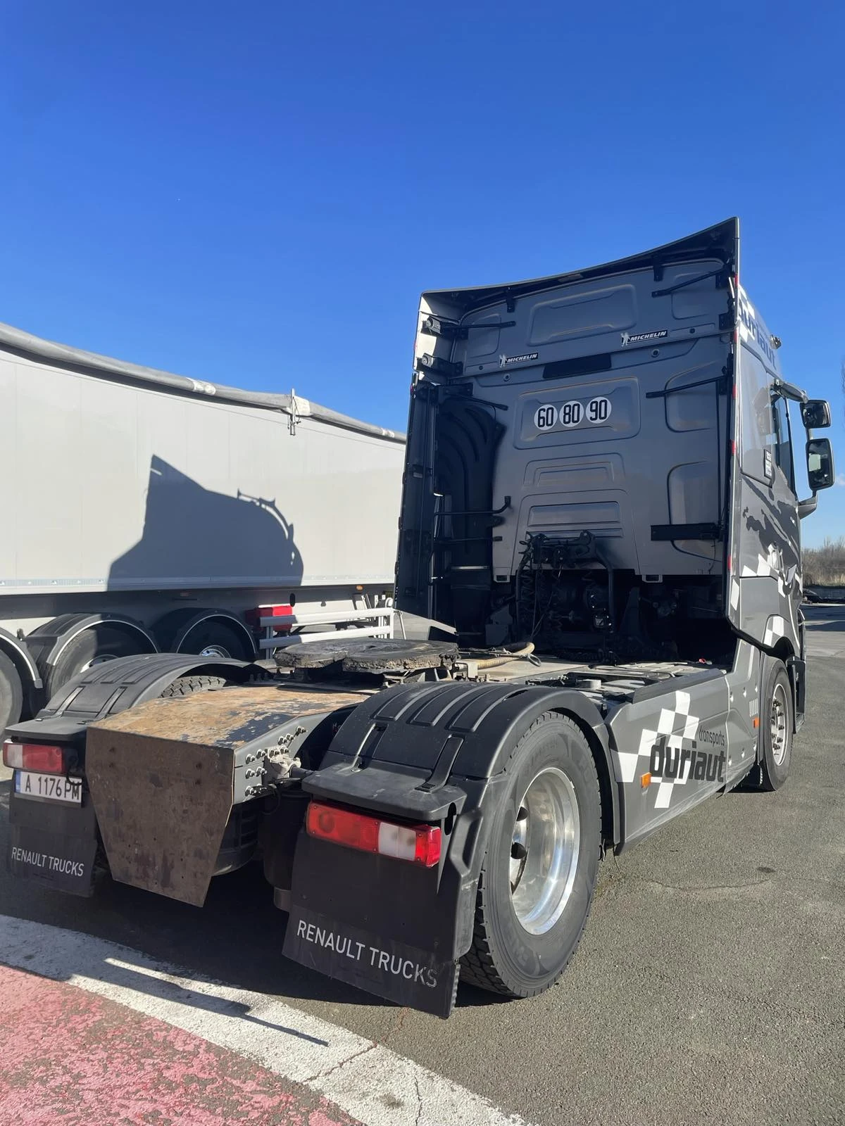 Renault T  - изображение 3